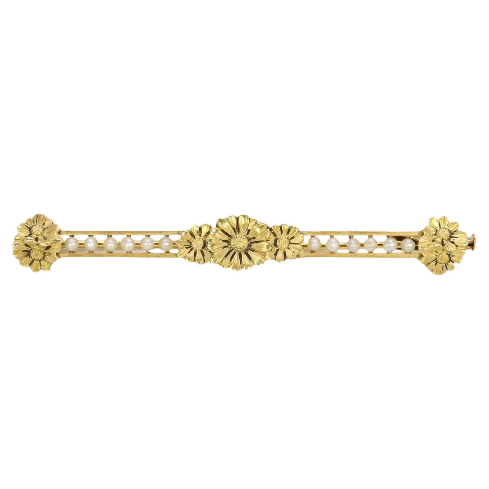 Art Nouveau brooch Yellow Gold Natural Pearls