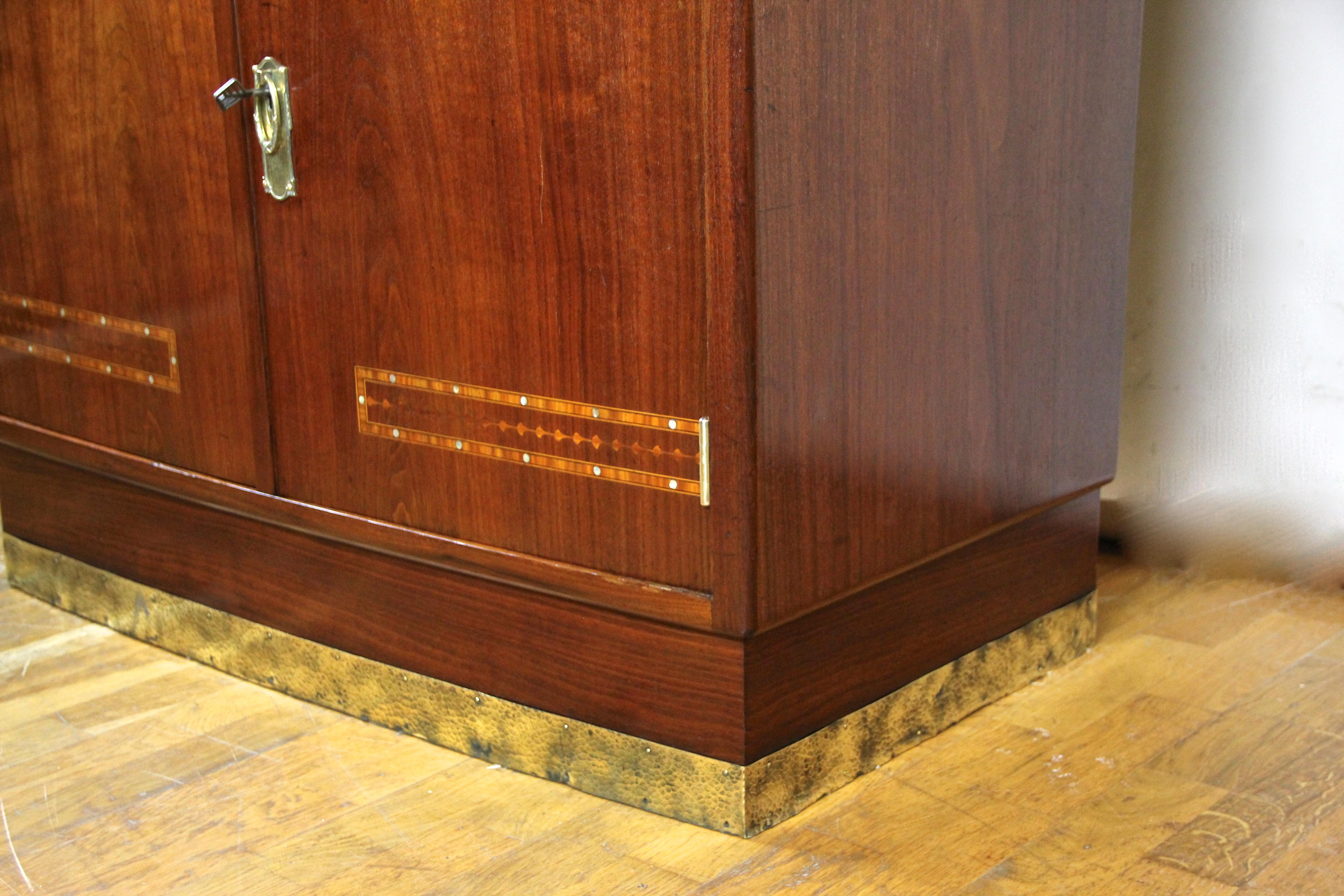 Art Nouveau Buffet Cabinet Mahogany, Austria, circa 1910 13