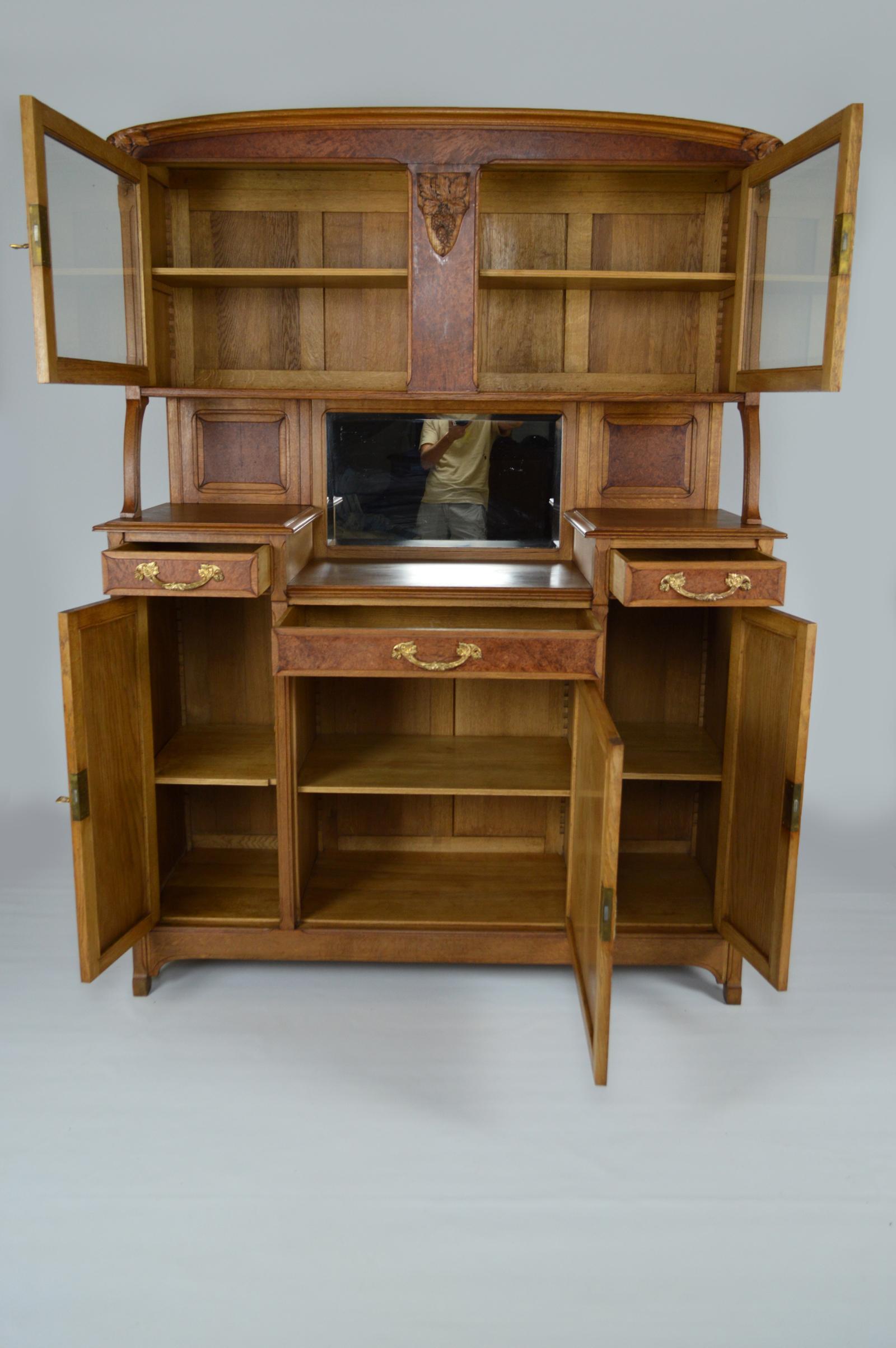 Art Nouveau Buffet/Cabinet, Oak and Elm Burl, France, circa 1910 For Sale 13