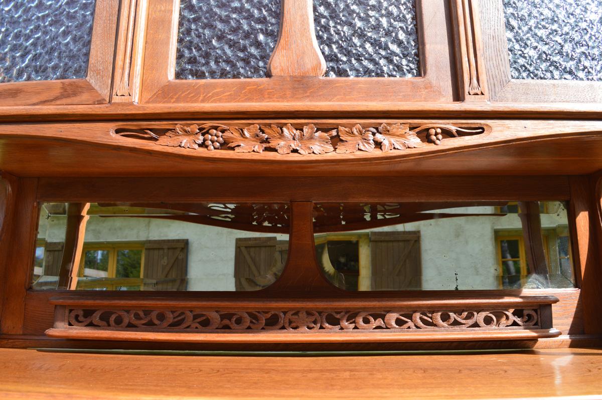 Art Nouveau Buffet in Carved Chestnut Wood by Edouard Diot, circa 1900 5