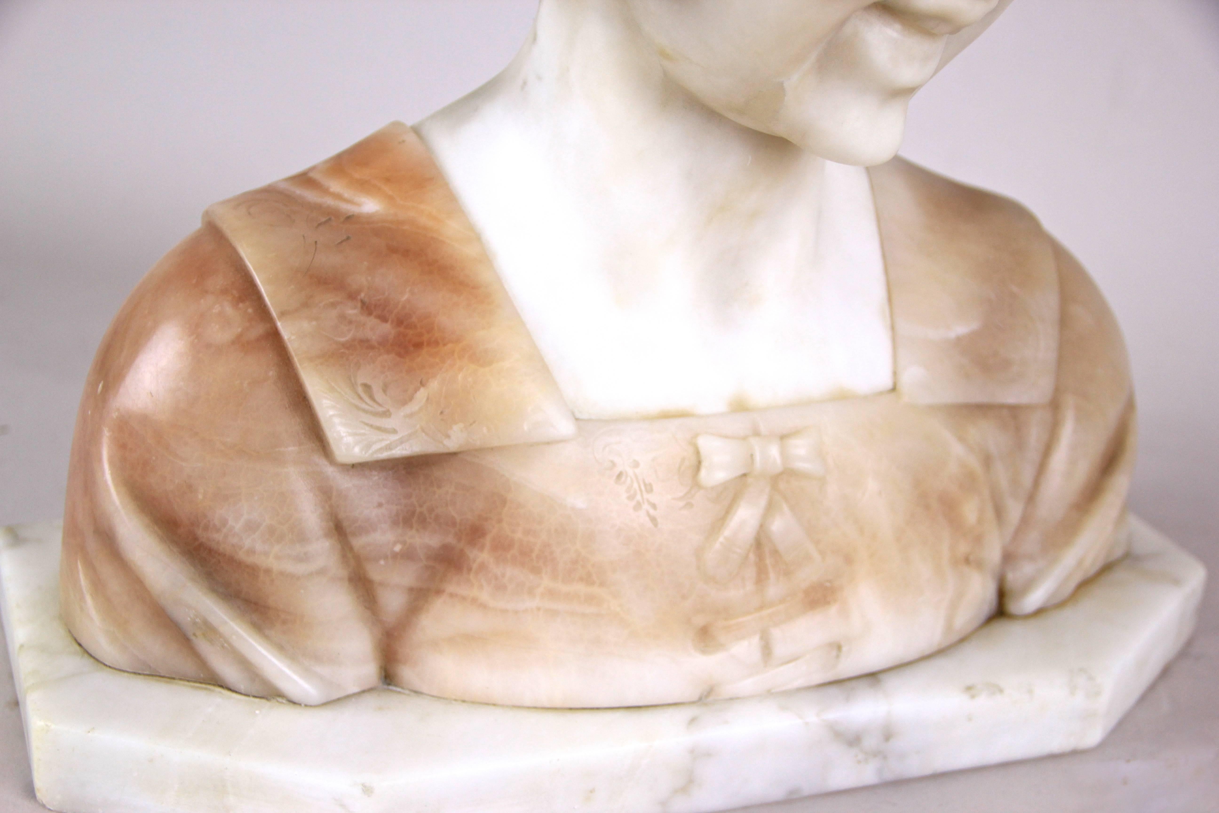 Italian Art Nouveau Bust Alabaster, Italy circa 1900