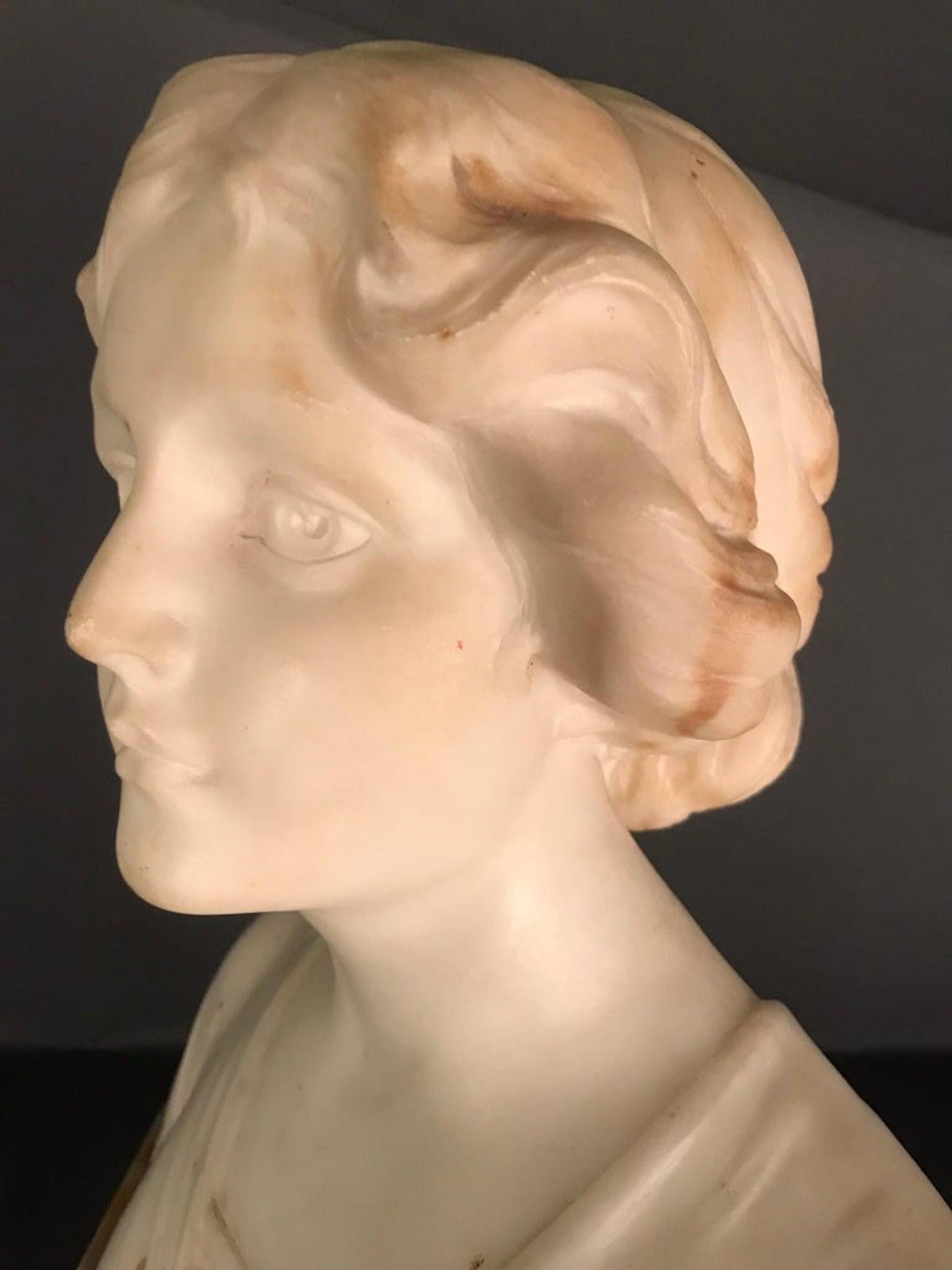 Busto di giovane donna Art Nouveau Scultura 1900 Latour in vendita 4