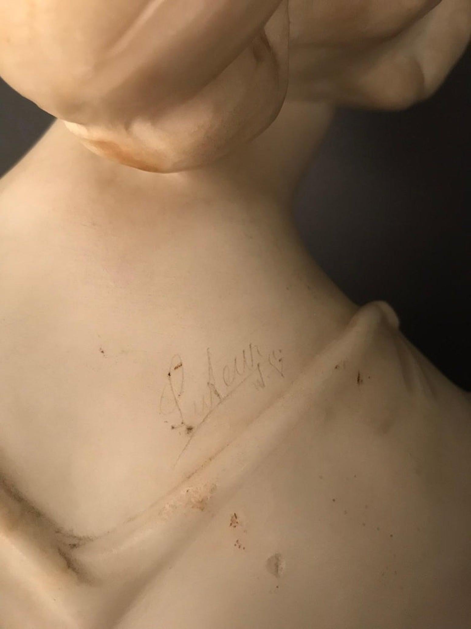 Busto di giovane donna Art Nouveau Scultura 1900 Latour in vendita 1