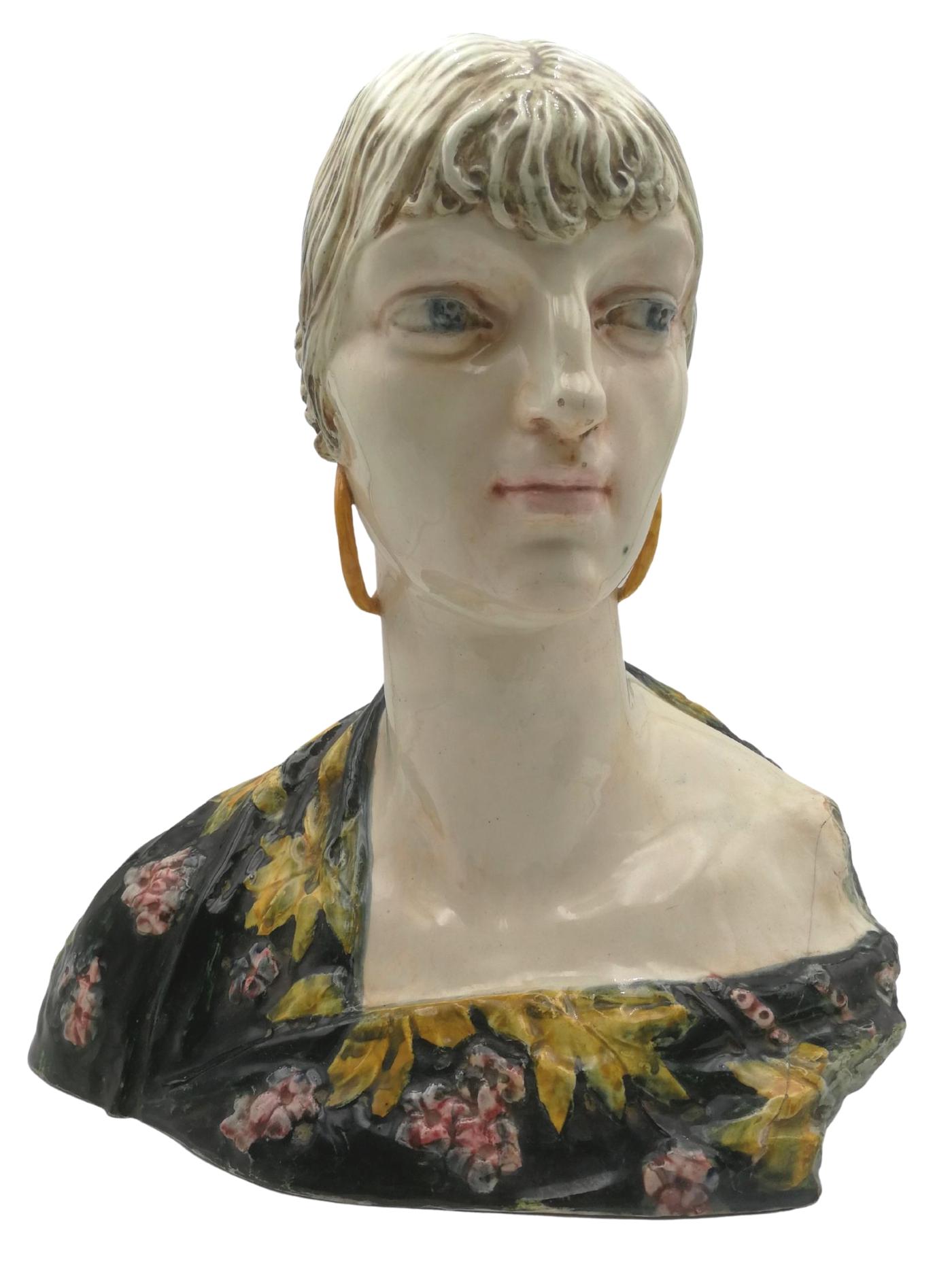 Buste de femme Art Nouveau datant d'environ 1900 en vente 6
