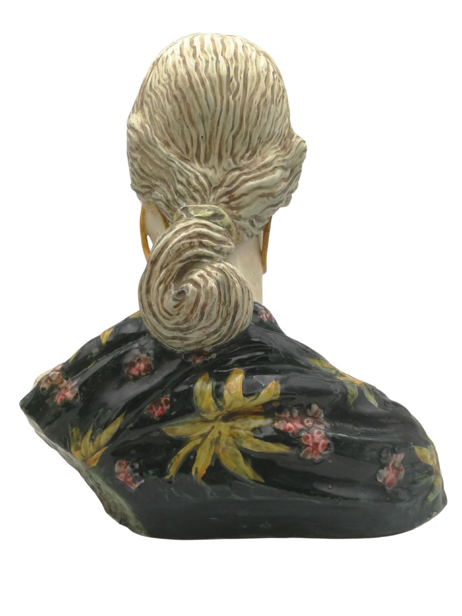 Ceramic Art Nouveau bust of Woman Circa 1900 For Sale