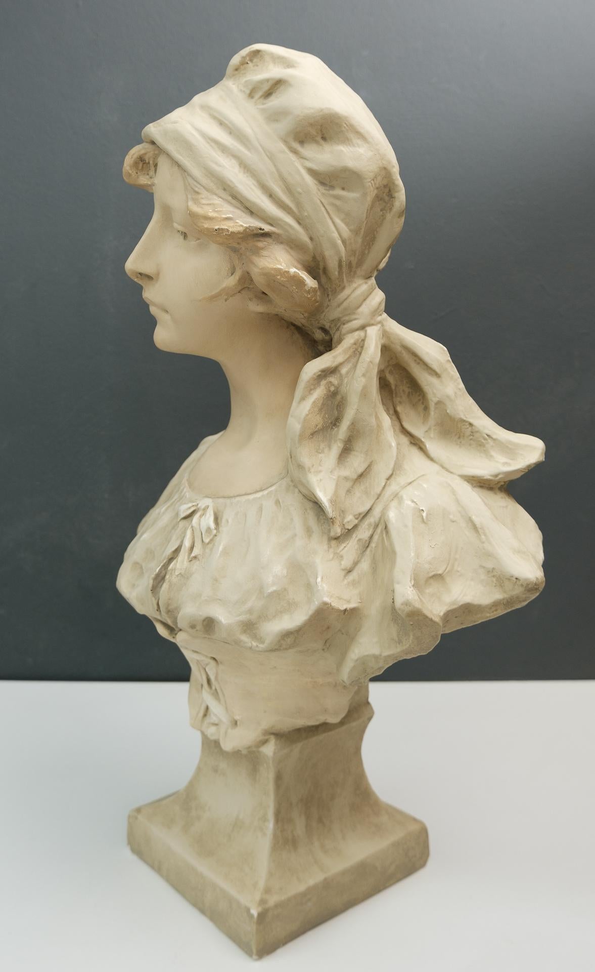 Early 20th Century Art Nouveau Bust Young Girl France