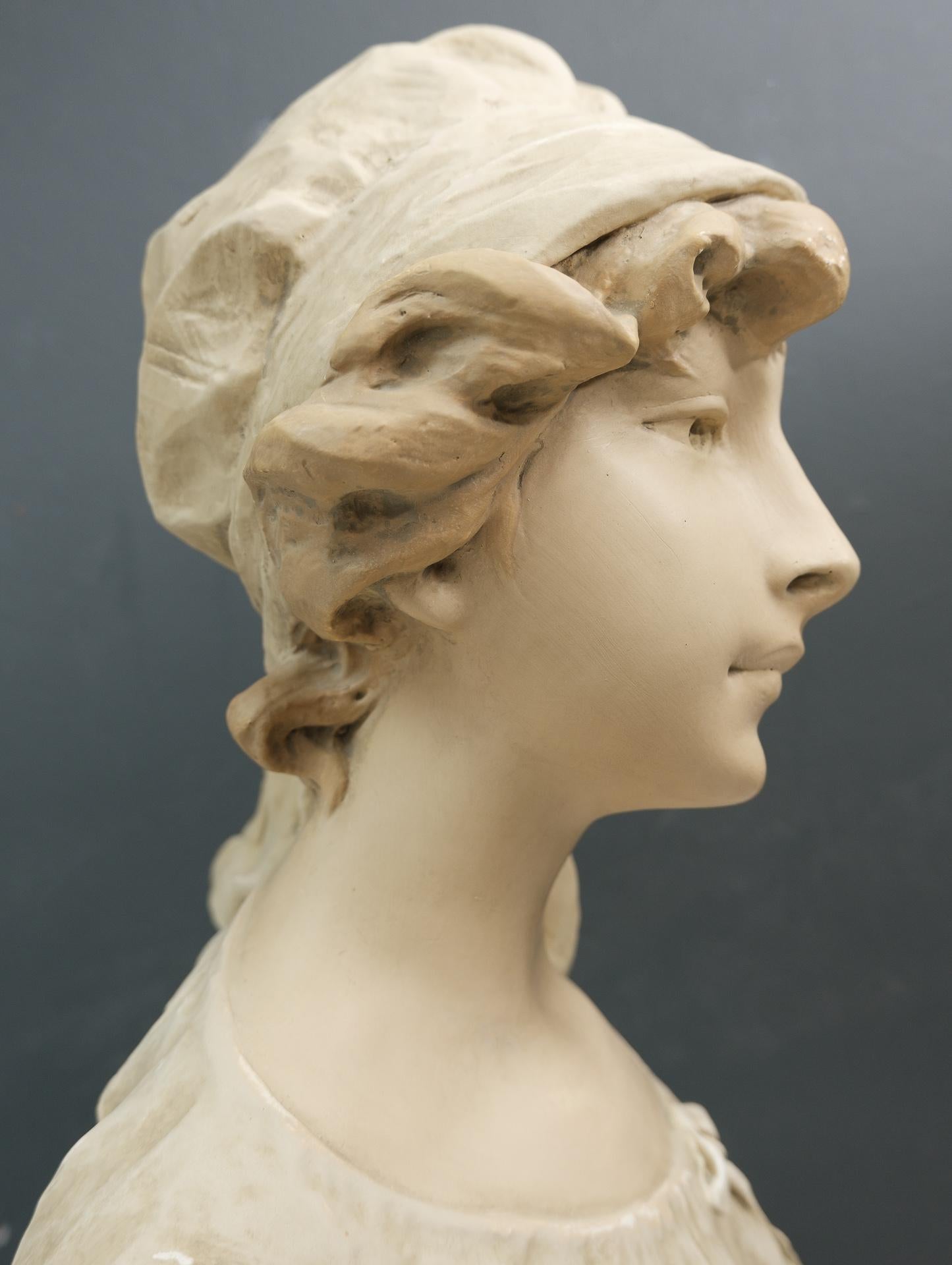 Art Nouveau Bust Young Girl France 2