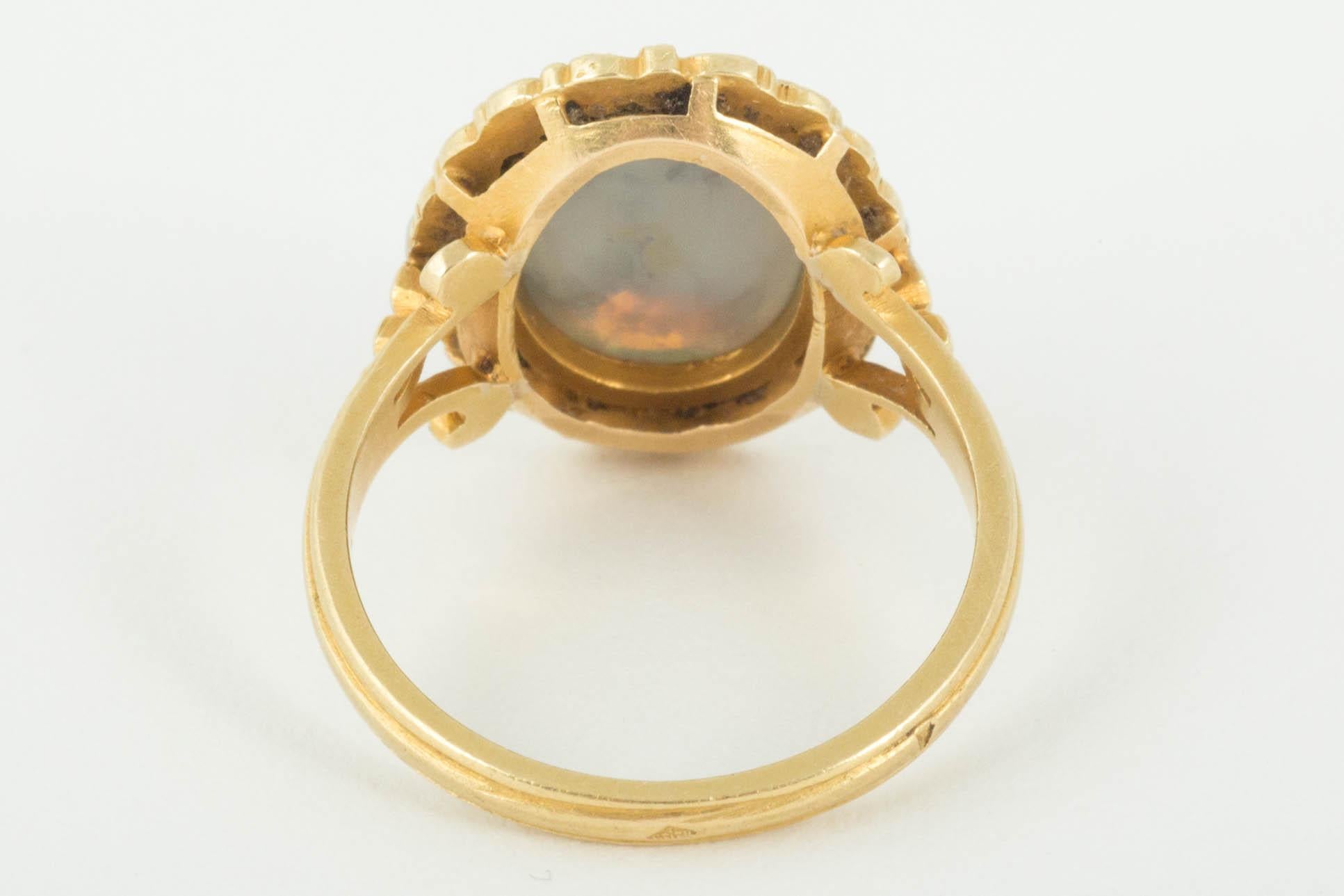 Art Nouveau Cabochon Cut Opal Ring In Good Condition For Sale In London, GB