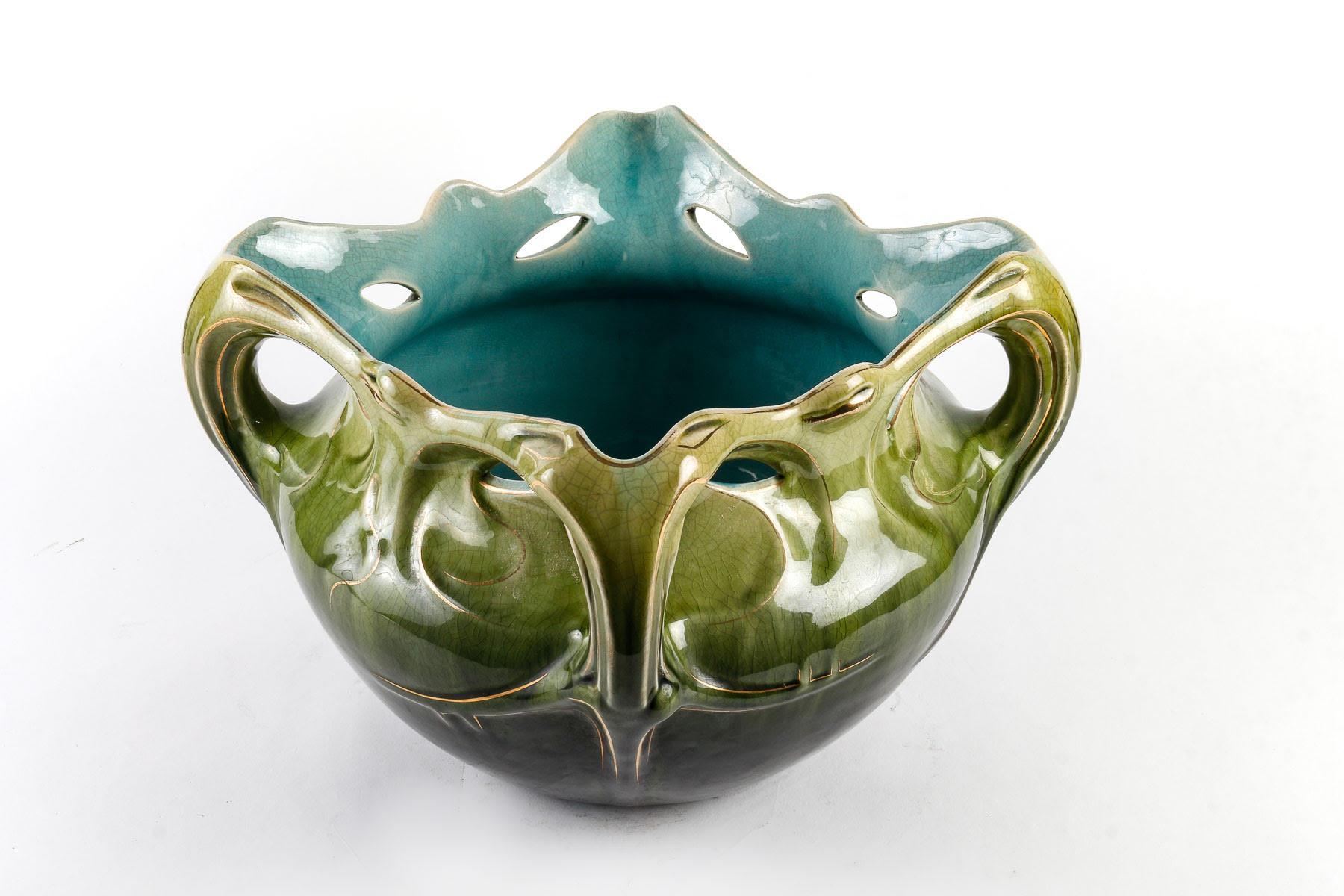 Ceramic Art Nouveau cache pot, 1950-1960.