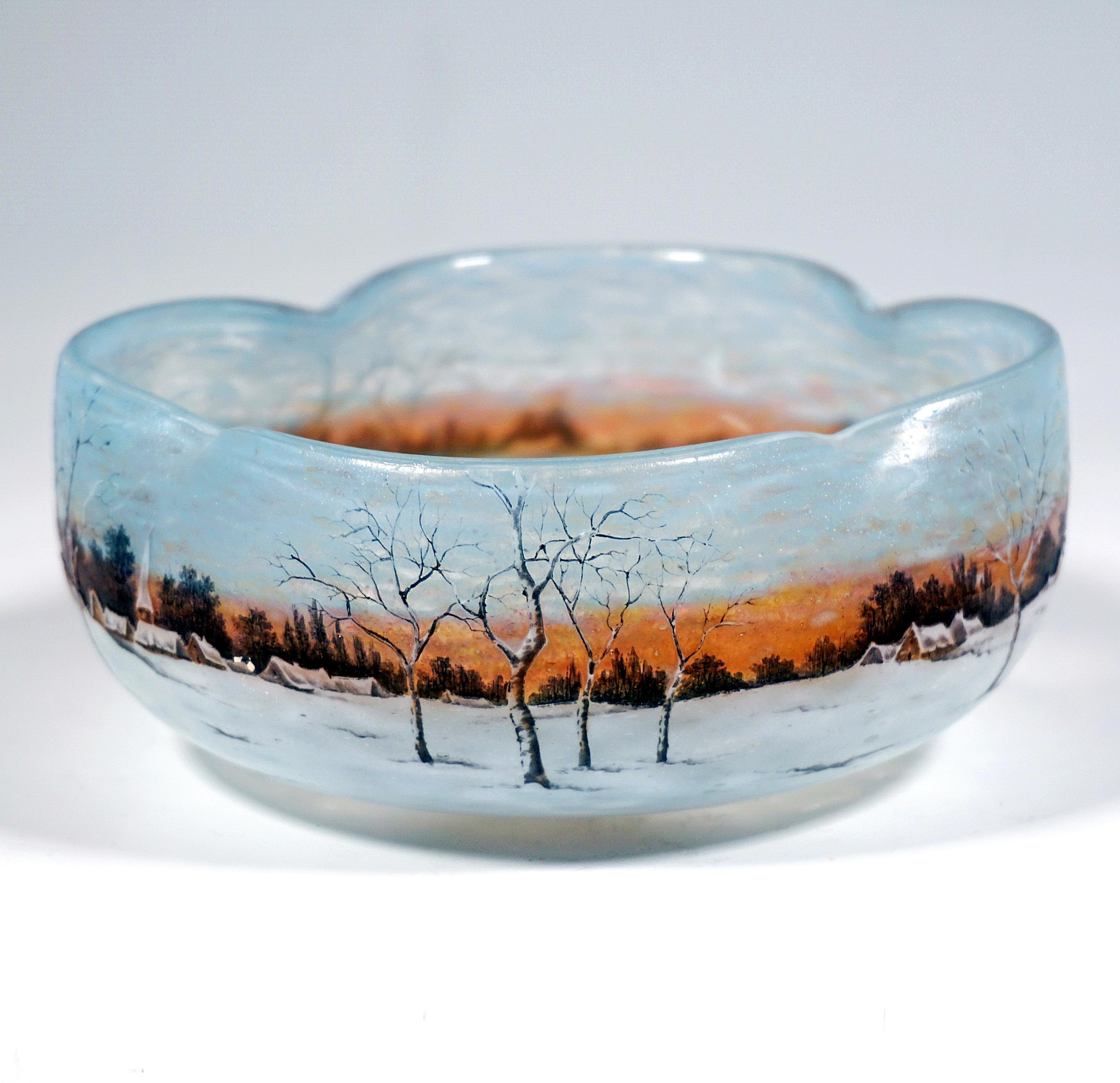 French Art Nouveau Cameo Glass Bowl With Winter Landscape, Daum Nancy, France, ca 1900 For Sale