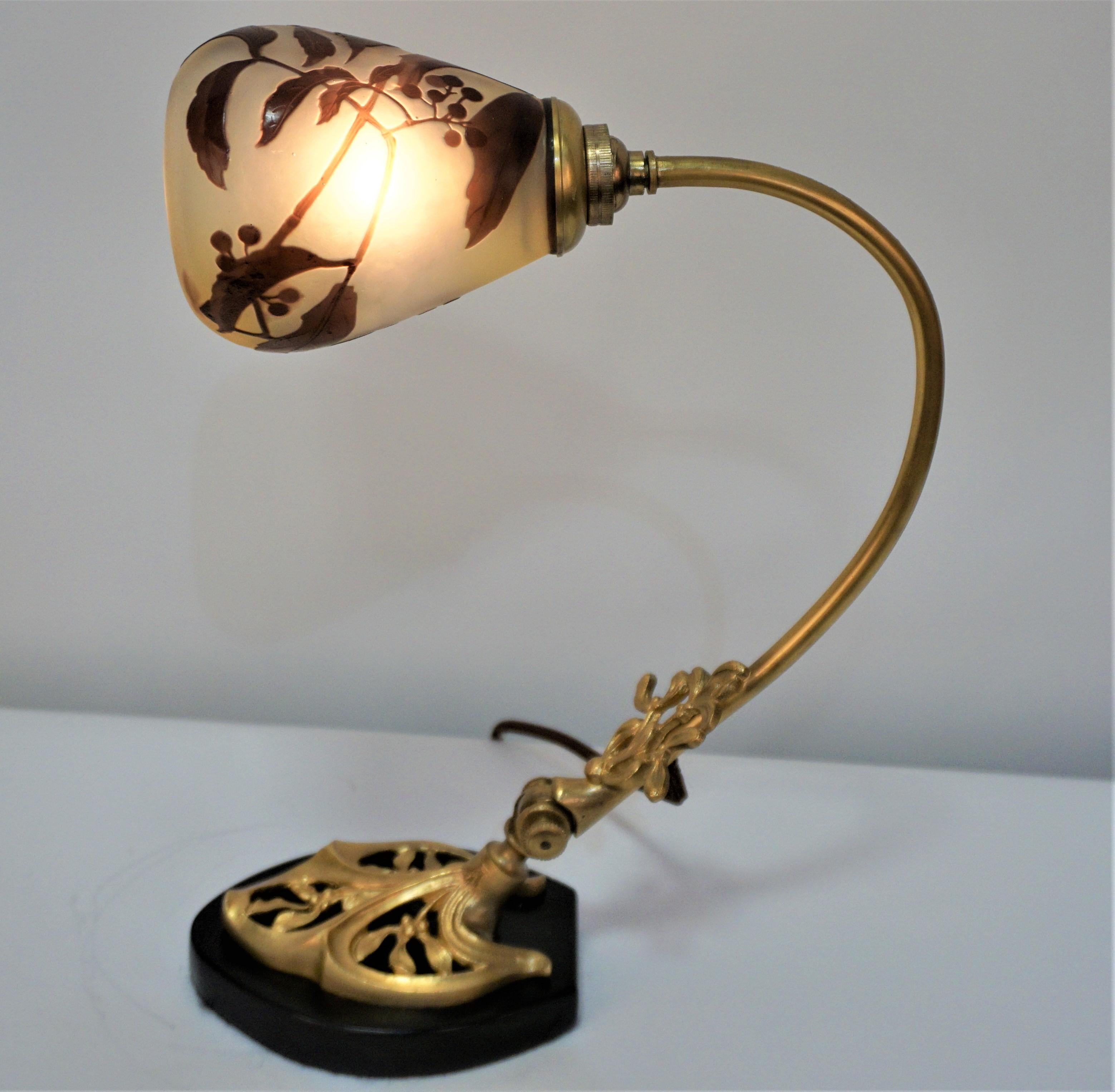 Art Nouveau Cameo Glass Gilt Bronze Piano Lamp by Galle 2