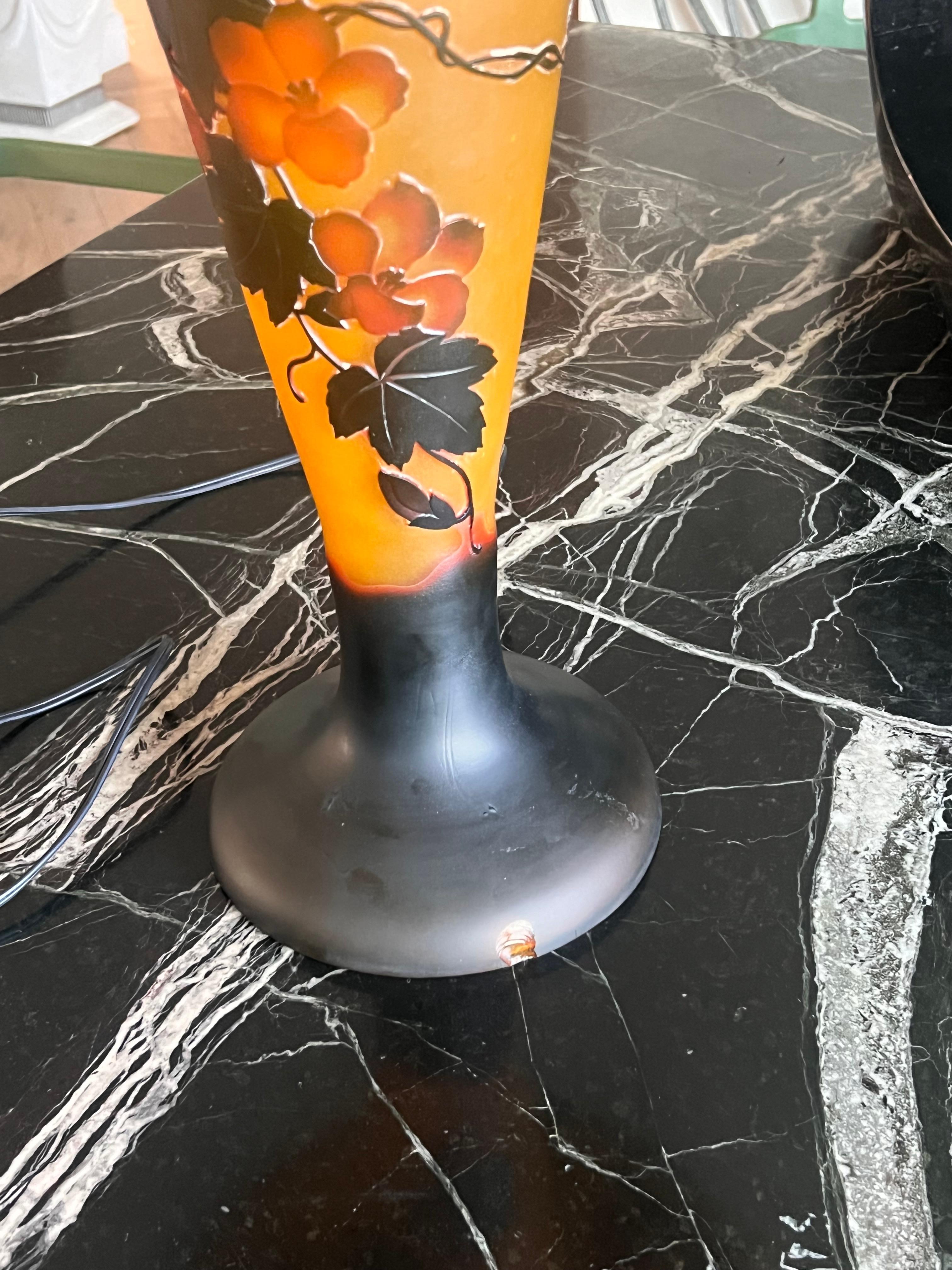 Art Nouveau cameo glass table lamp after Gallé, signed, circa 1975 8