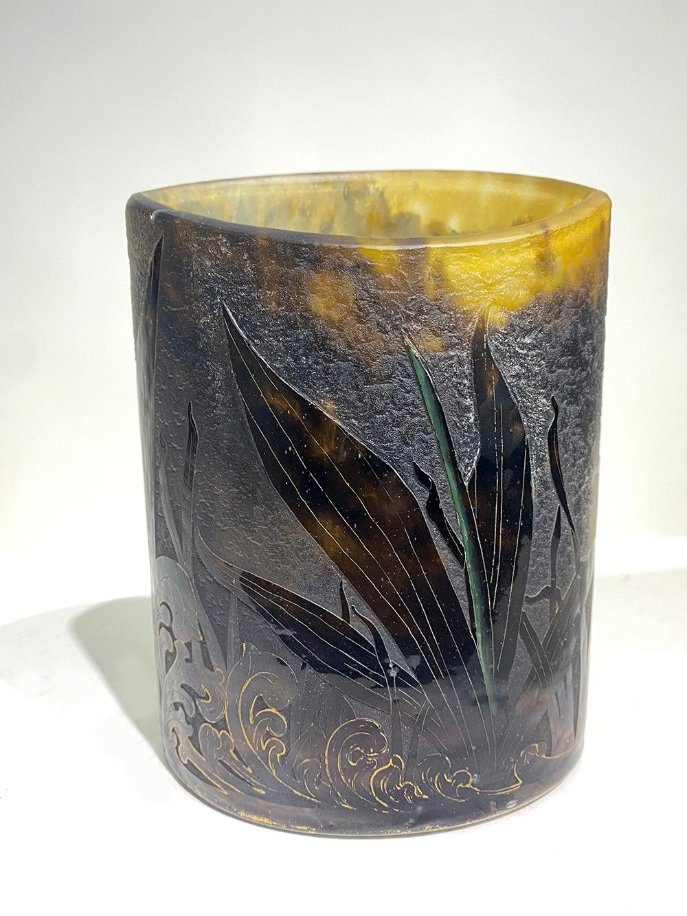 art glass vase signatures