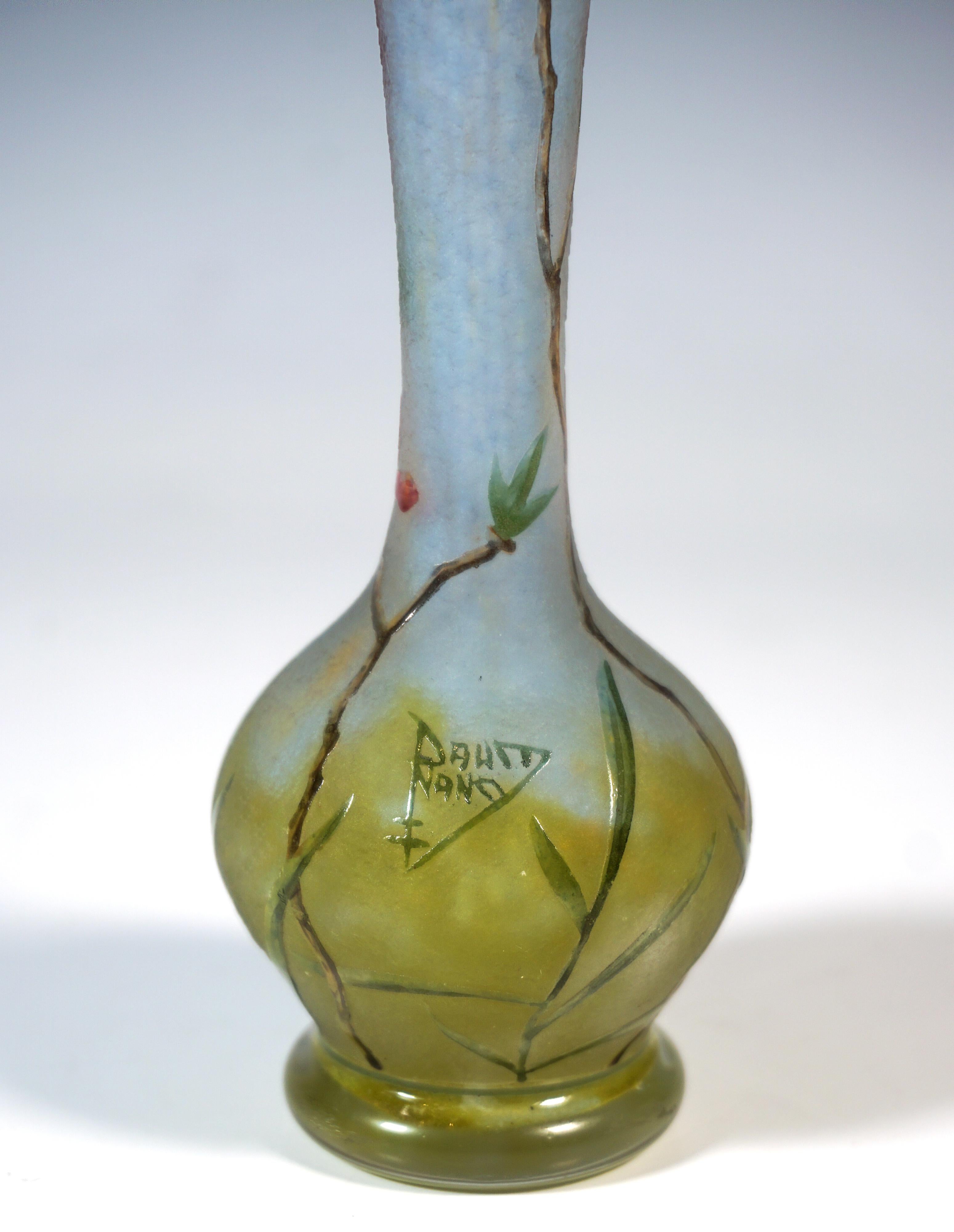Art Nouveau Cameo Single Vase 'Daphné', Daum Nancy, France, Circa 1910/1915 In Good Condition For Sale In Vienna, AT