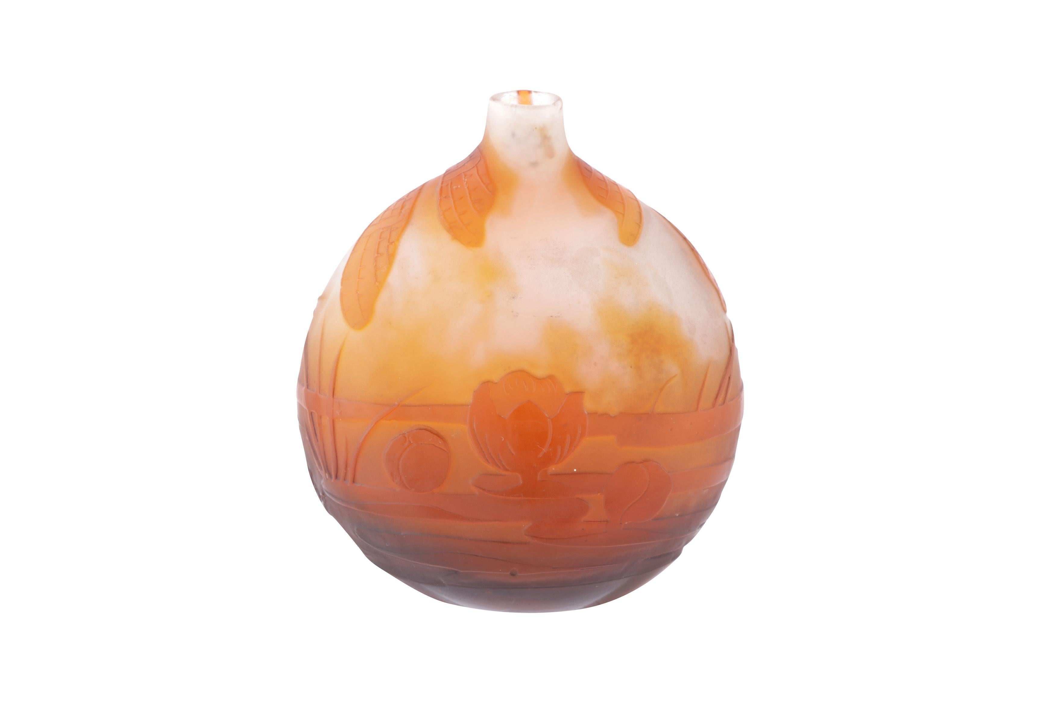 20th Century Art Nouveau Cameo Vase by Émile Gallé For Sale