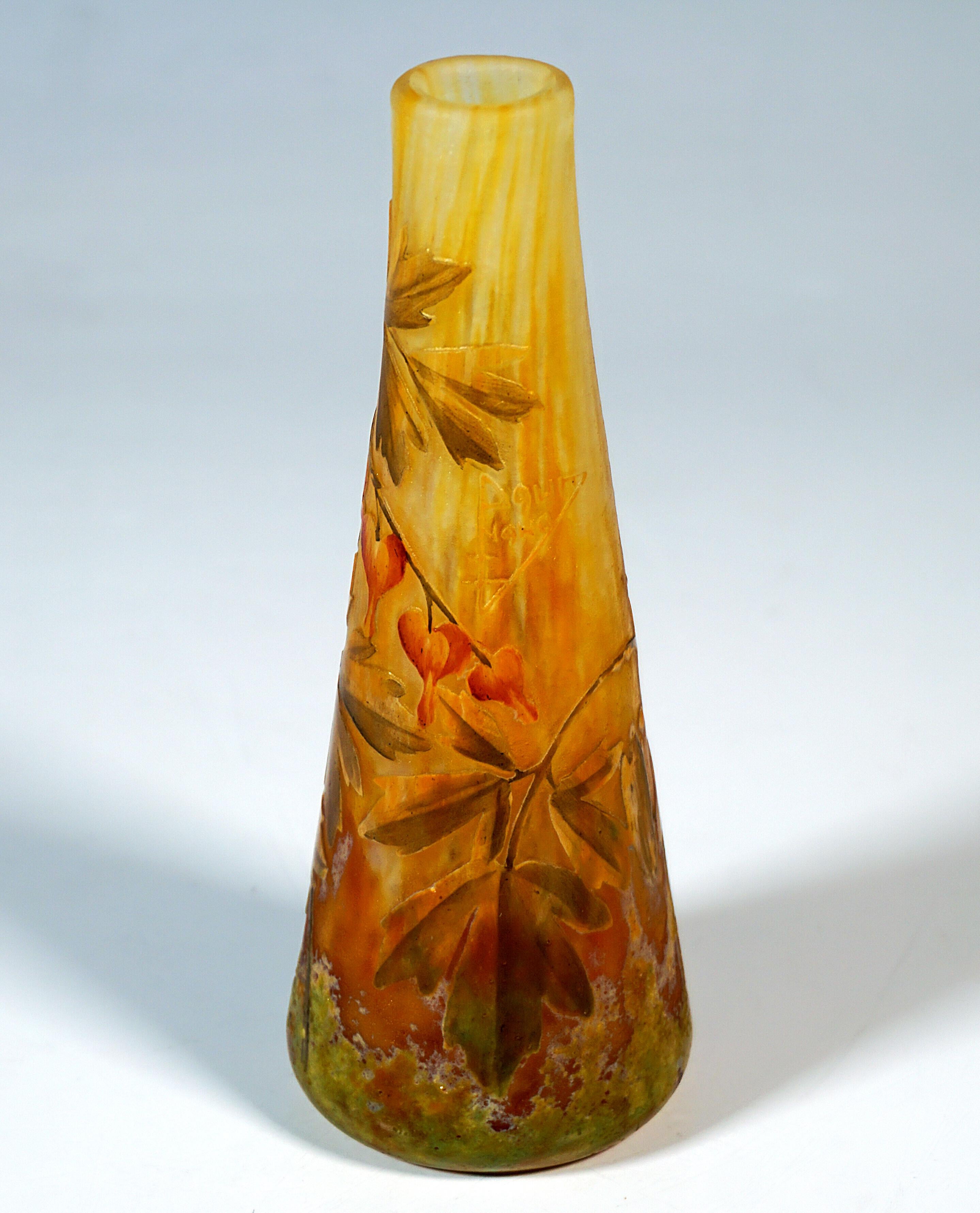 Jugendstil-Kamee-Vase 'Coers En Larmes', Daum Nancy, Frankreich, ca. 1900/1905 (Französisch) im Angebot