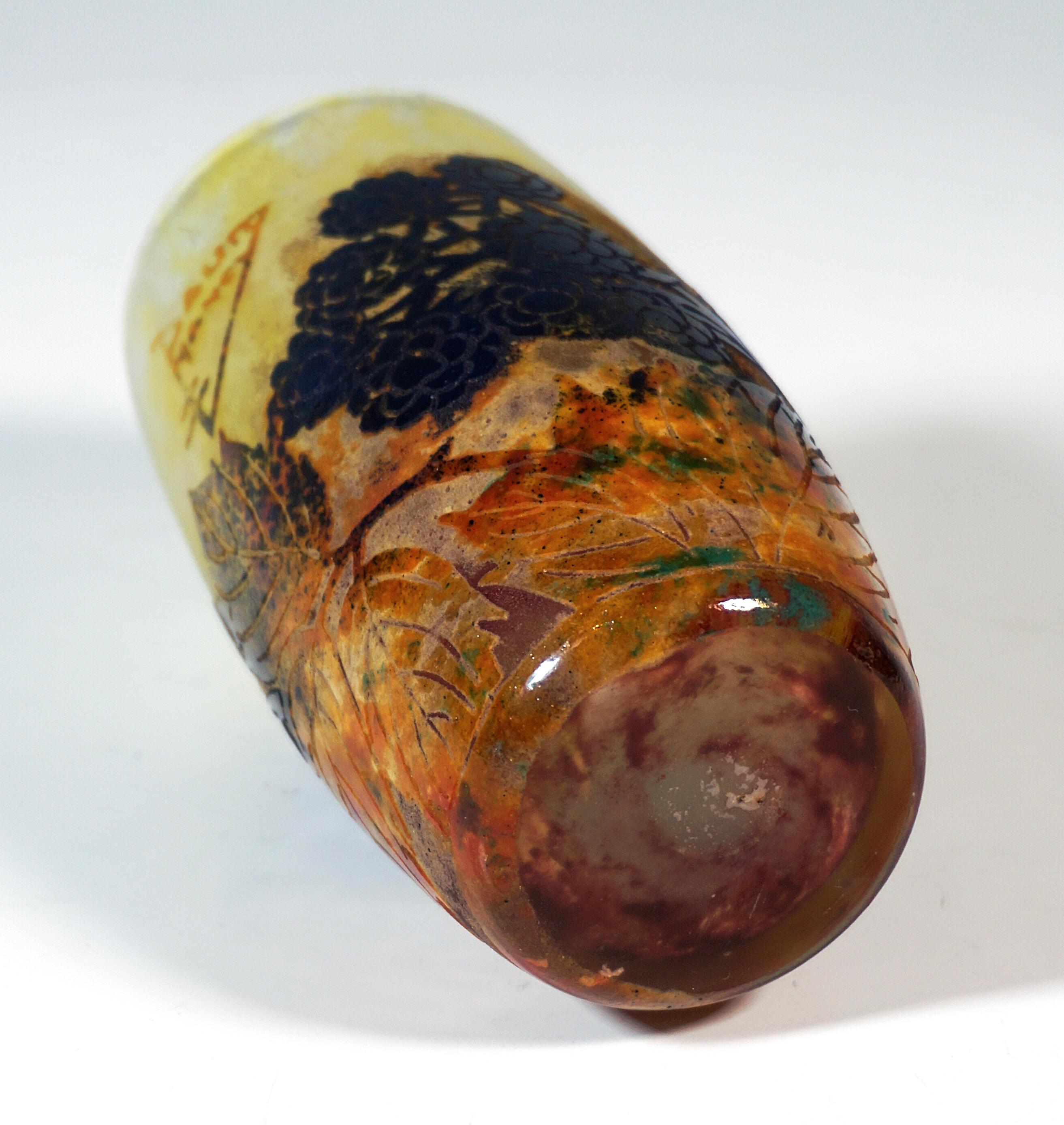 Jugendstil-Kamee-Vase 'Mûres Sauvages', Daum Nancy, Frankreich, ca. 1900/1905 (Frühes 20. Jahrhundert) im Angebot