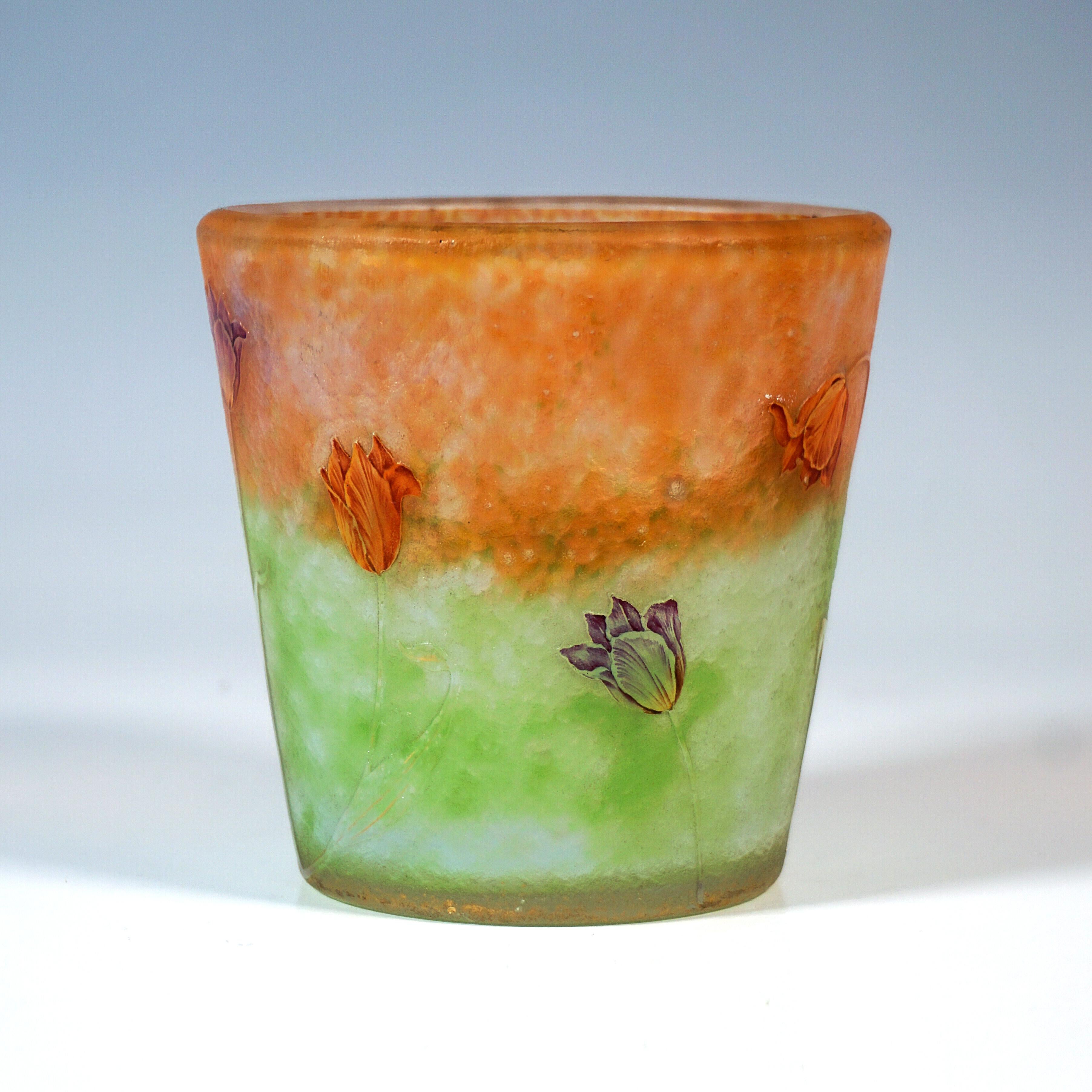 Etched Art Nouveau Cameo Vase 'Tulipes', Daum Frères, Nancy, France, Circa 1890/1895 For Sale