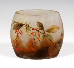 Art Nouveau Cameo Vase with Barberry Decor, Daum Nancy, France, 1900/05