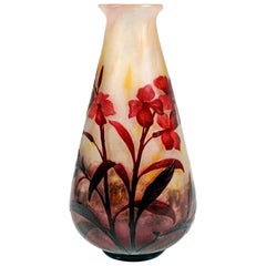 Art Nouveau Cameo Vase with Dames-Wort Decor, Daum Nancy, France, 1910-1915 Art Nouveau Cameo Vase with Dames-Wort Decor, Daum Nancy, France, 1910-1915