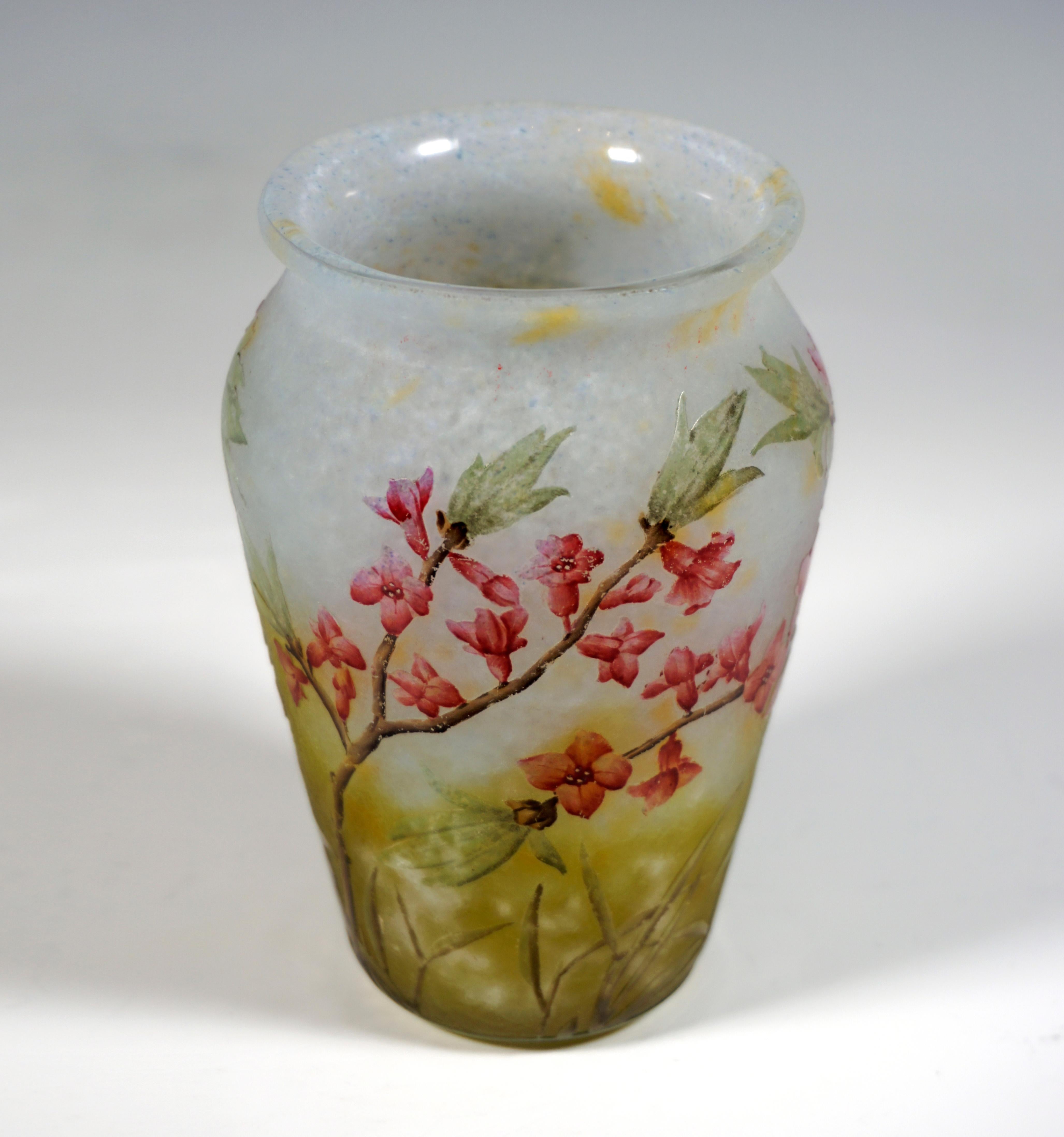 Art Nouveau Cameo Vase With Daphne Decor, Daum Nancy, France, 1910/15 In Good Condition In Vienna, AT