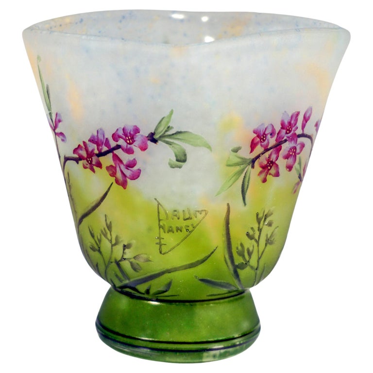  Art Nouveau Cameo Vase With Weilgelia Decor, Daum Nancy, France, ca 1910 For Sale