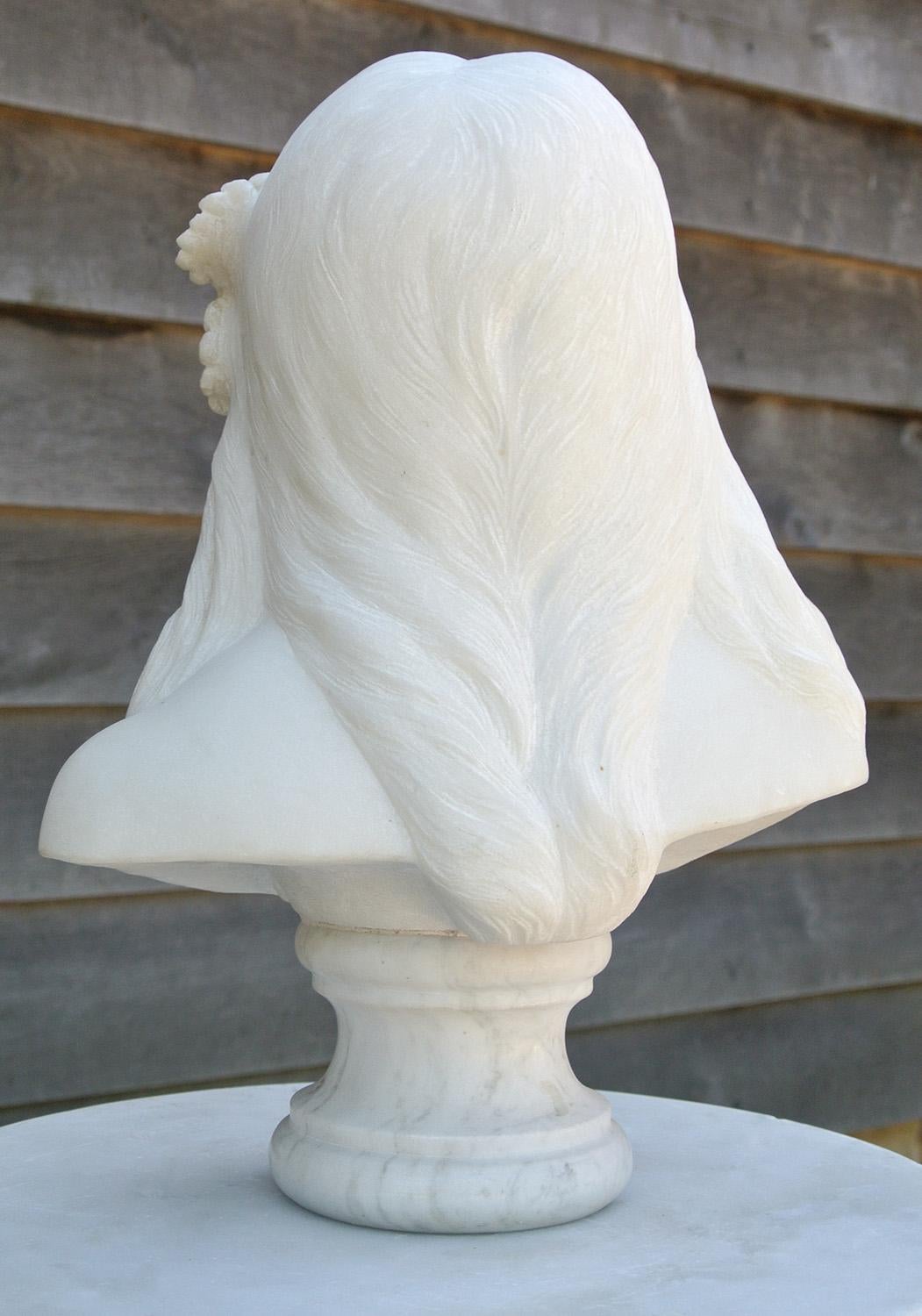 Art Nouveau Carved Alabaster Bust of Young Woman, circa 1890 In Good Condition In Dallington, East Sussex