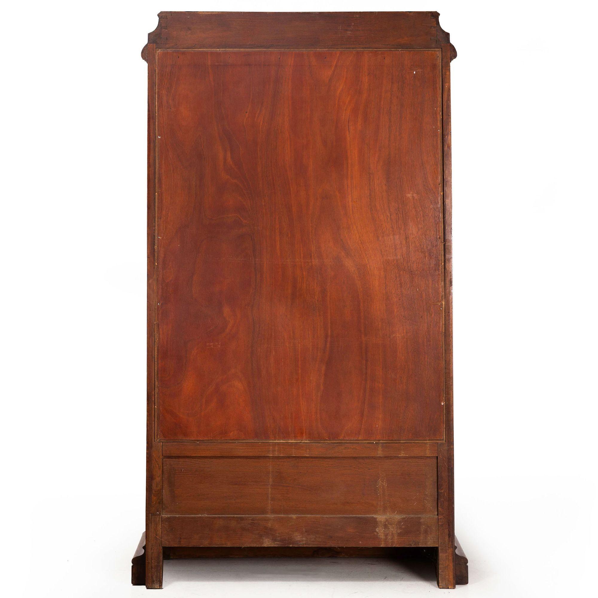 20th Century Art Nouveau Carved and Burl Walnut Display Cabinet circa 1900 For Sale