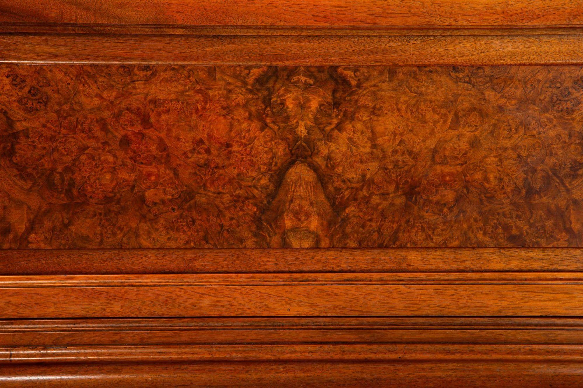 Art Nouveau Carved and Burl Walnut Display Cabinet circa 1900 For Sale 1