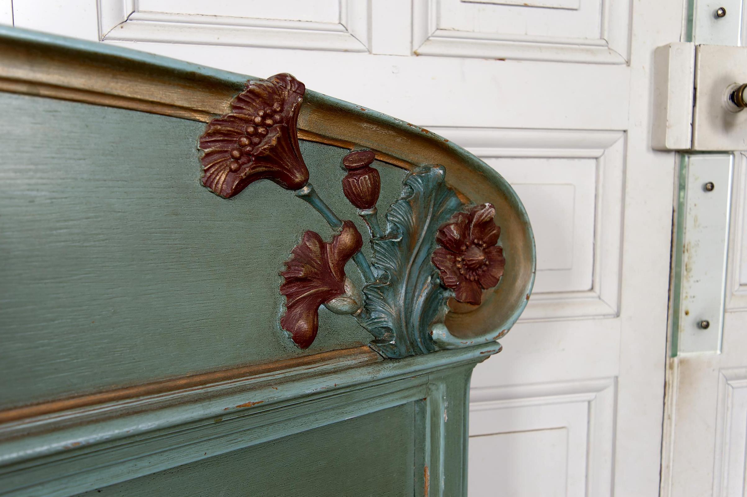 Art Nouveau Carved and Painted Wooden Bed, Floral Theme: Poppies, France, 1900 For Sale 7