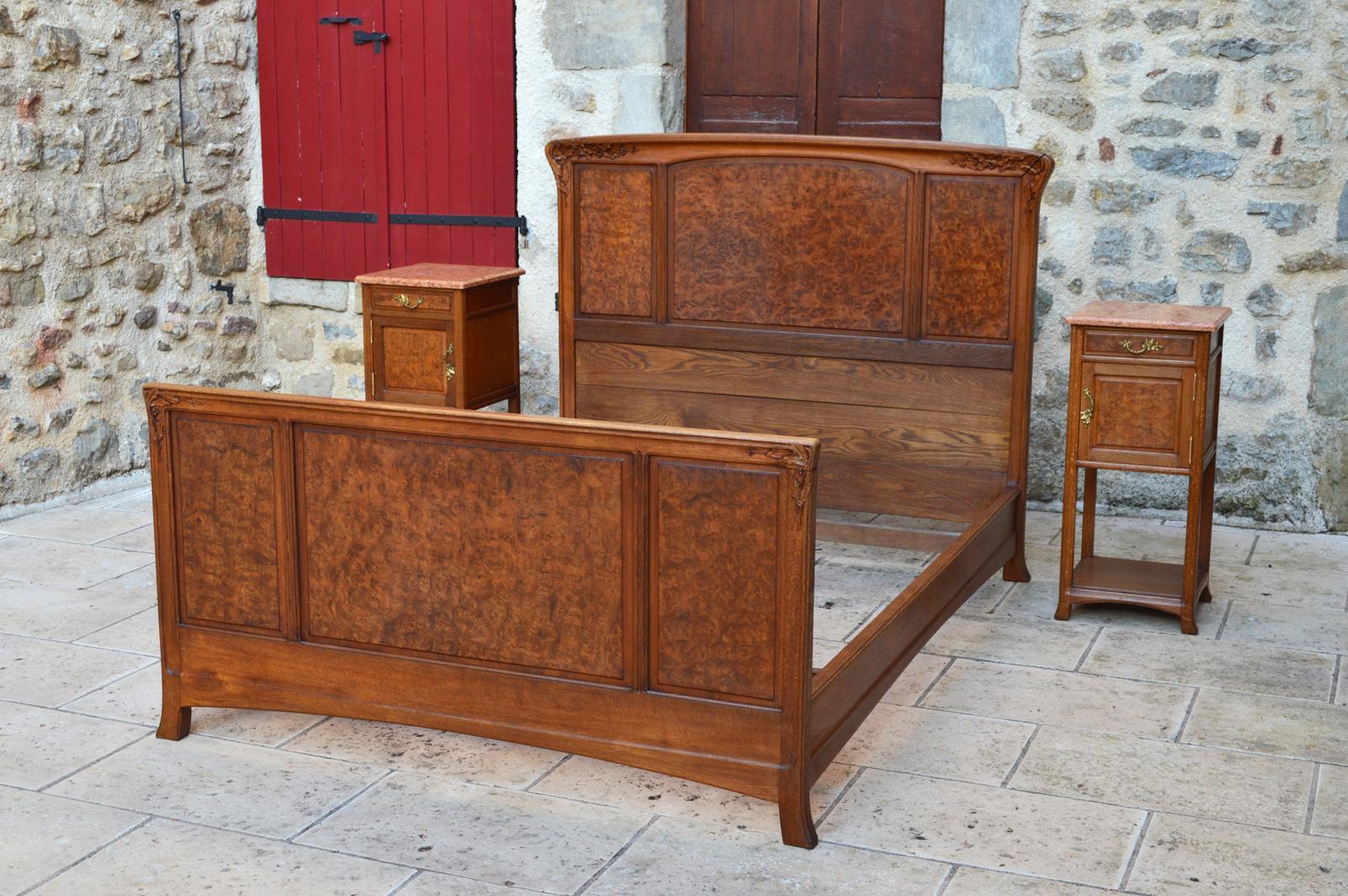 Art Nouveau Carved Bedroom Set, Attributed to Louis Majorelle, circa 1905 For Sale 12