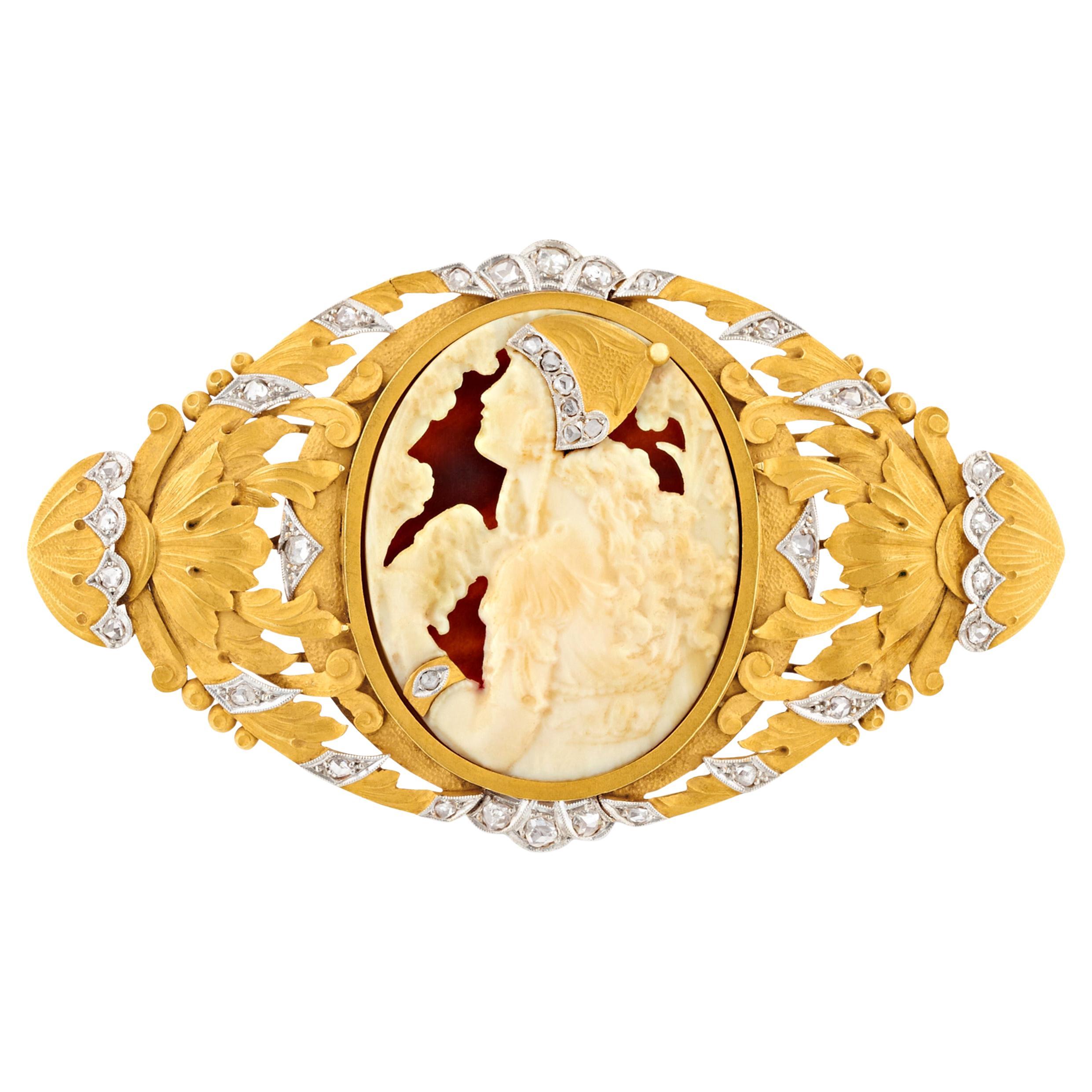 Art Nouveau Carved Kamee Brosche