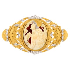 Art Nouveau Carved Kamee Brosche