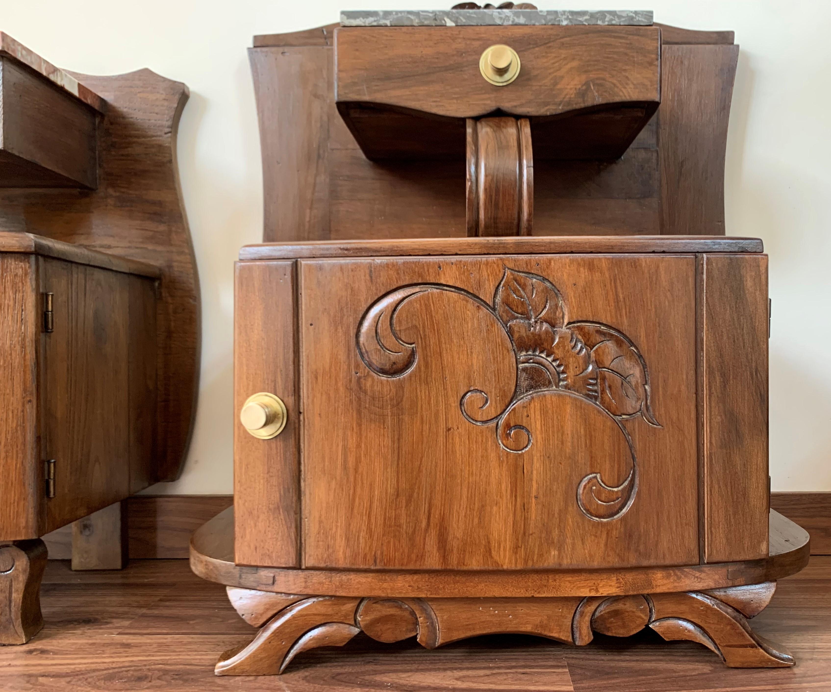 Art Nouveau Carved Nightstands / Bedside Tables with Marble Top, circa 1900 For Sale 6