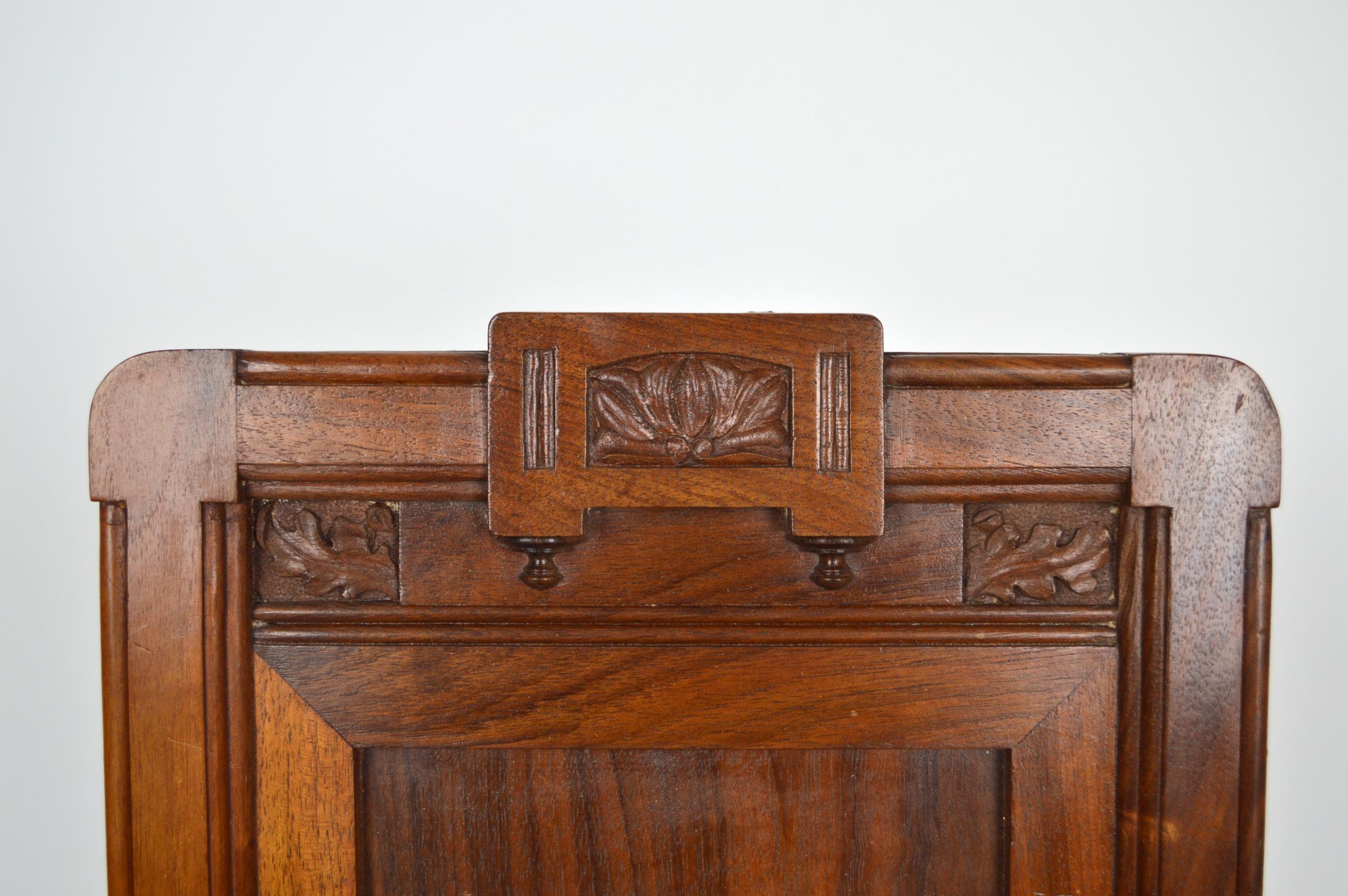 Early 20th Century Art Nouveau Carved Walnut Nightstand / Bedside Table with Marble Top, circa 1900 For Sale