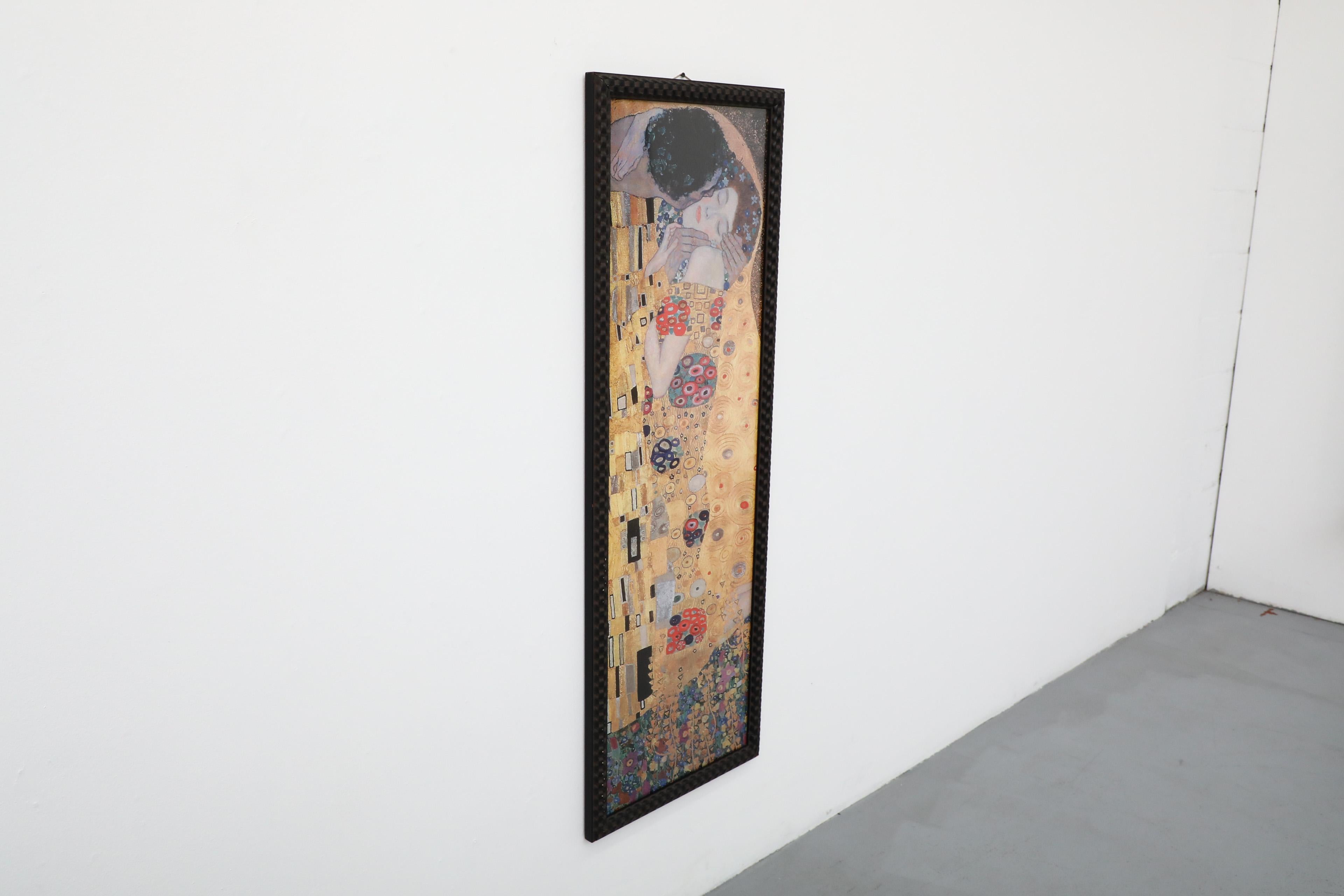 Marco de madera tallada Art Nouveau con grabado de Klimt de 
