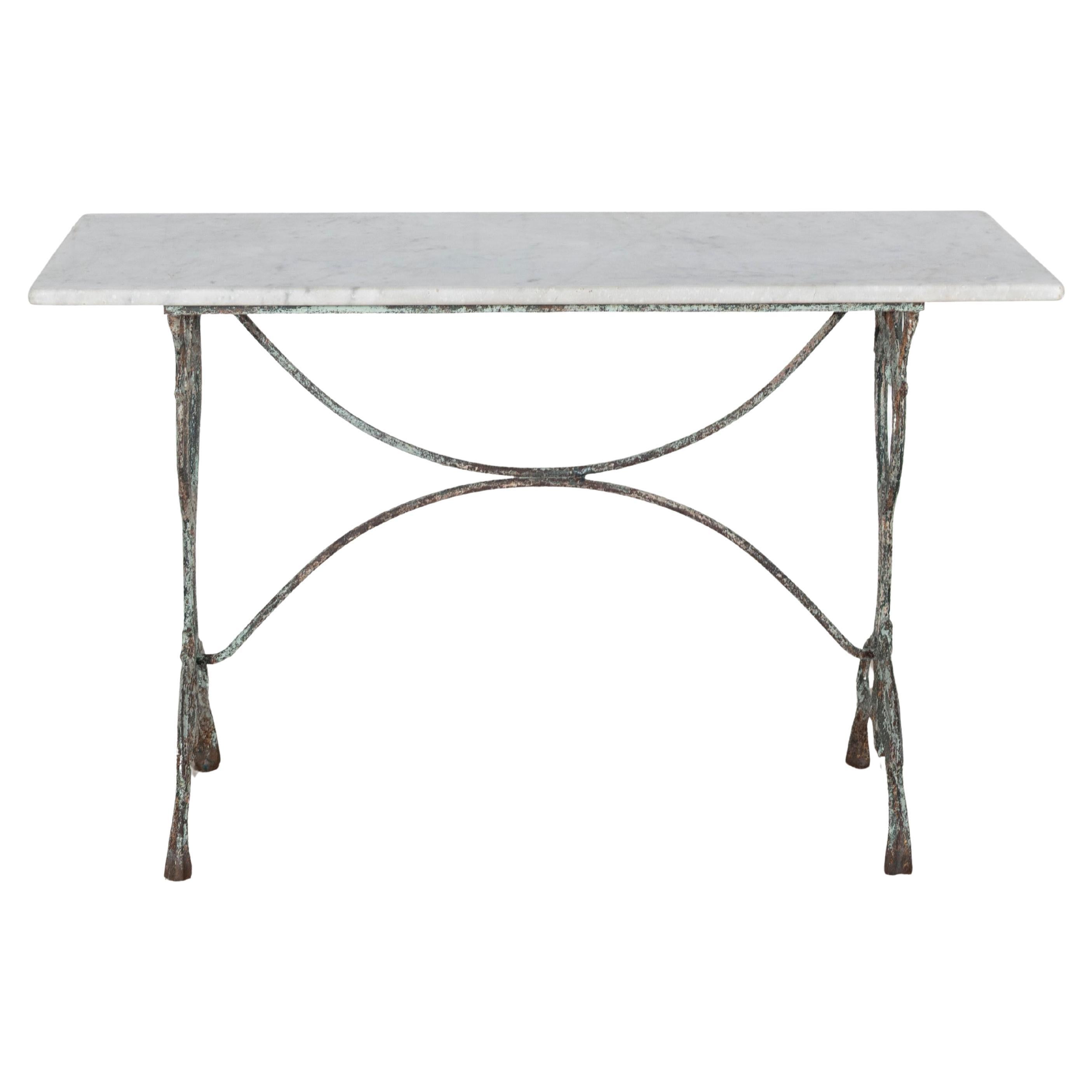 Jugendstil-Bistrotisch aus Gusseisen mit Platte aus Carrara-Marmor, um 1900 im Angebot
