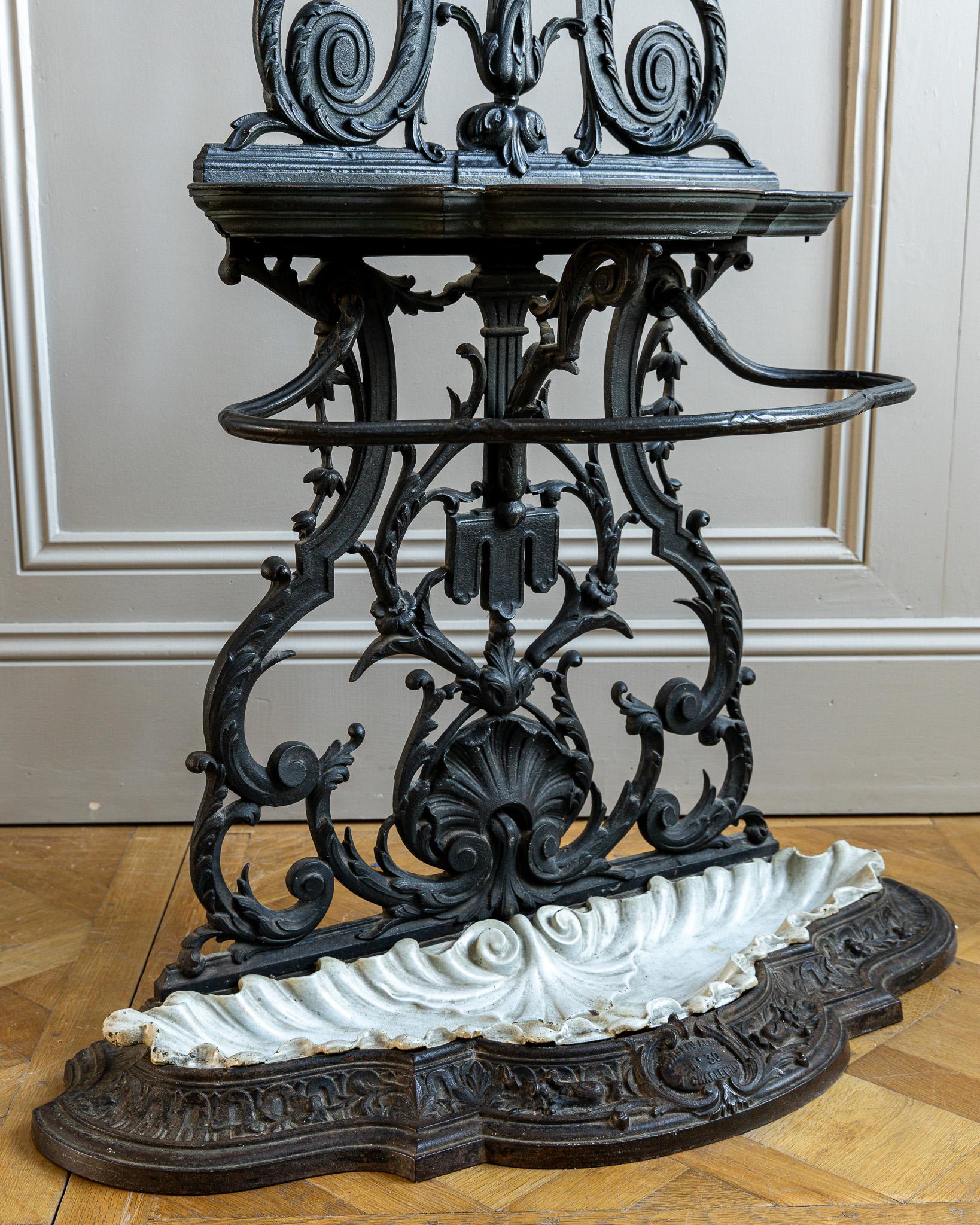 Art Nouveau Cast Iron Hall Tree (Model No. 30) by Corneau Frères For Sale 1