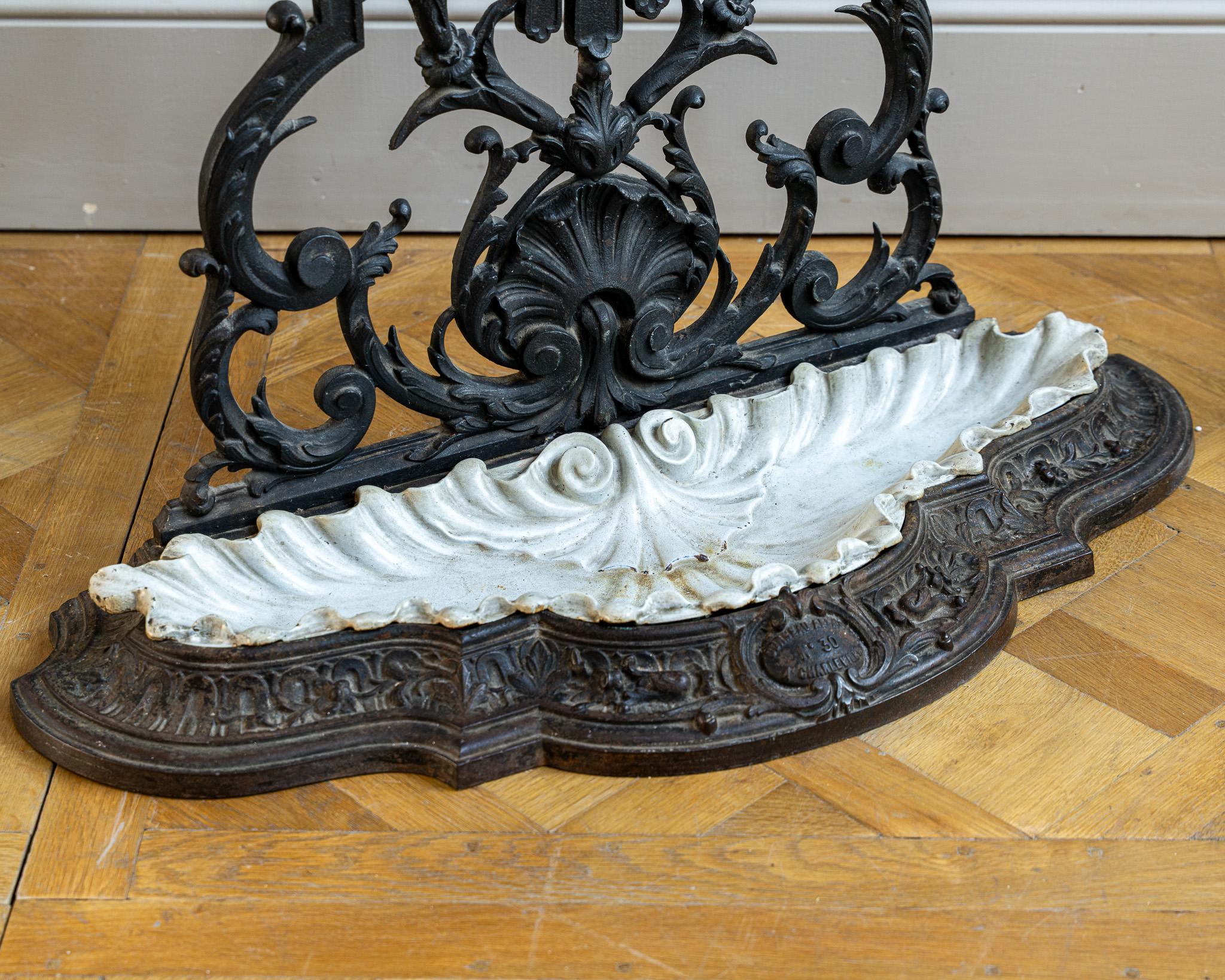 Art Nouveau Cast Iron Hall Tree (Model No. 30) by Corneau Frères For Sale 3