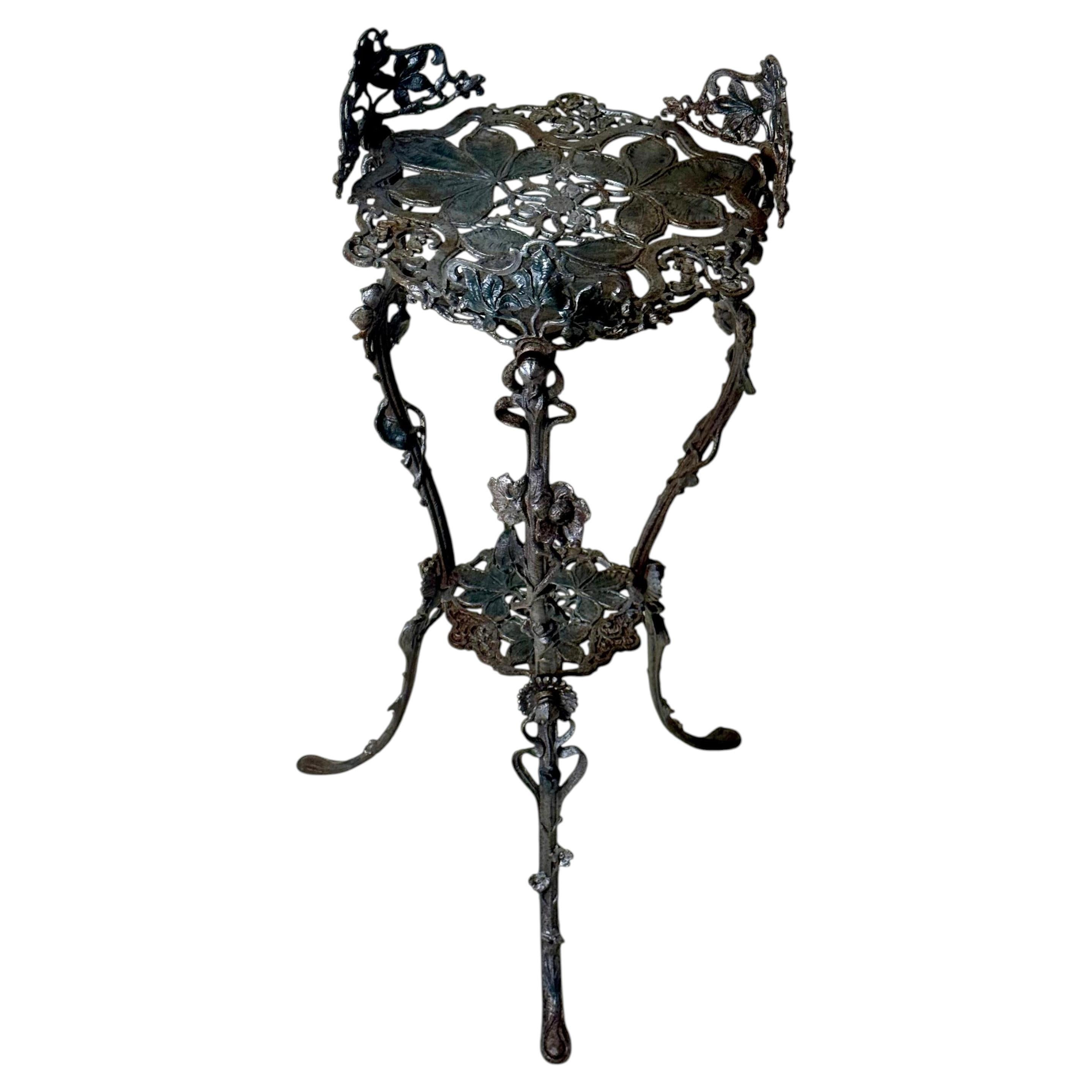 Art Nouveau Cast Iron Plant Stand with Chestnut Leaves, c. 1880-1890