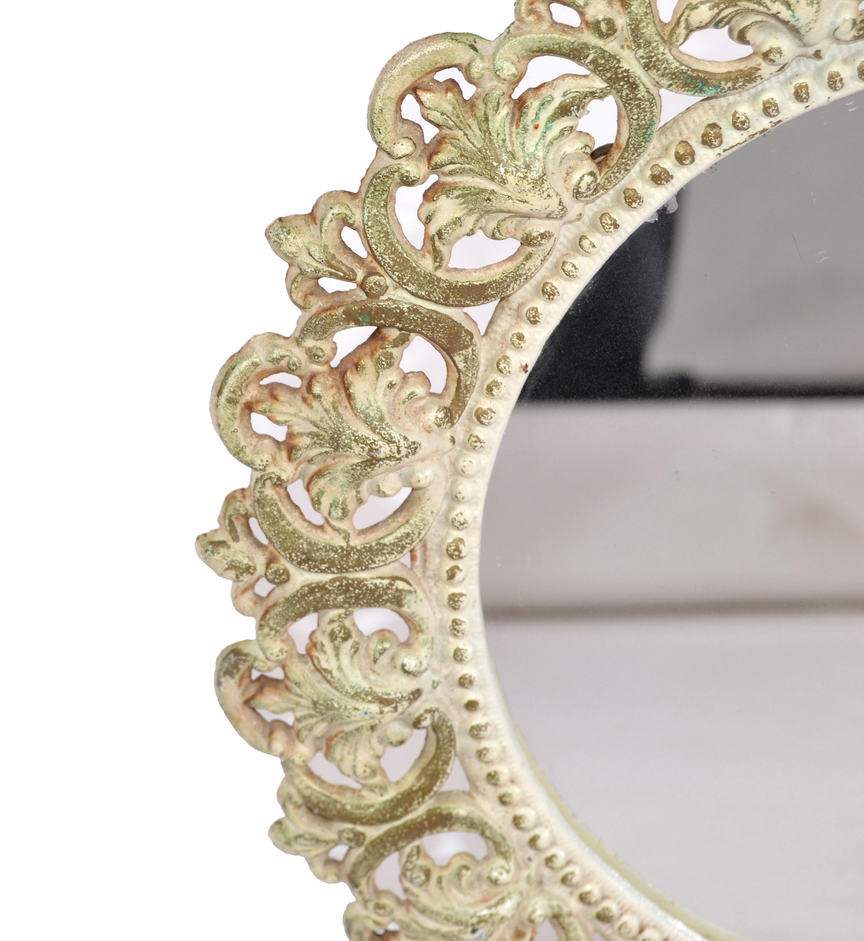 Américain Table en fonte Art Nouveau des années 50 Miroir de courtoisie Accessoires de bureau Finition vieillie en vente