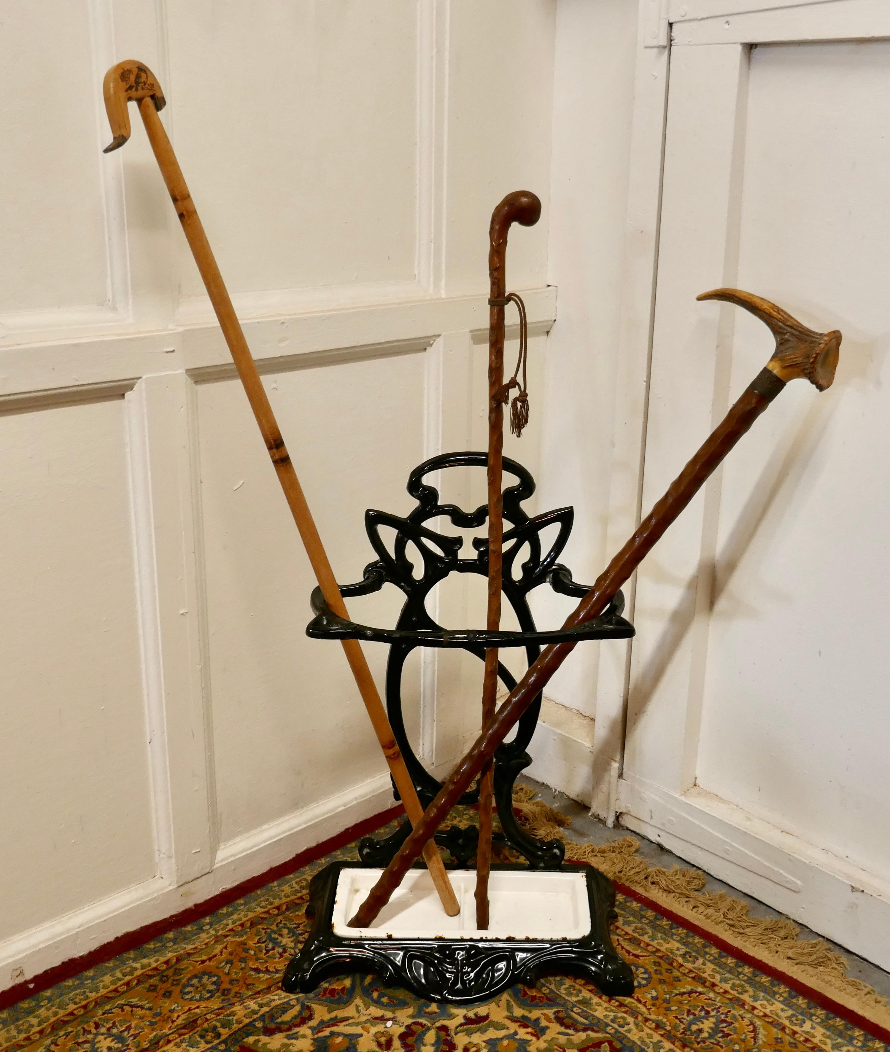 Art Nouveau Cast Iron Umbrella and Stick Stand For Sale 2