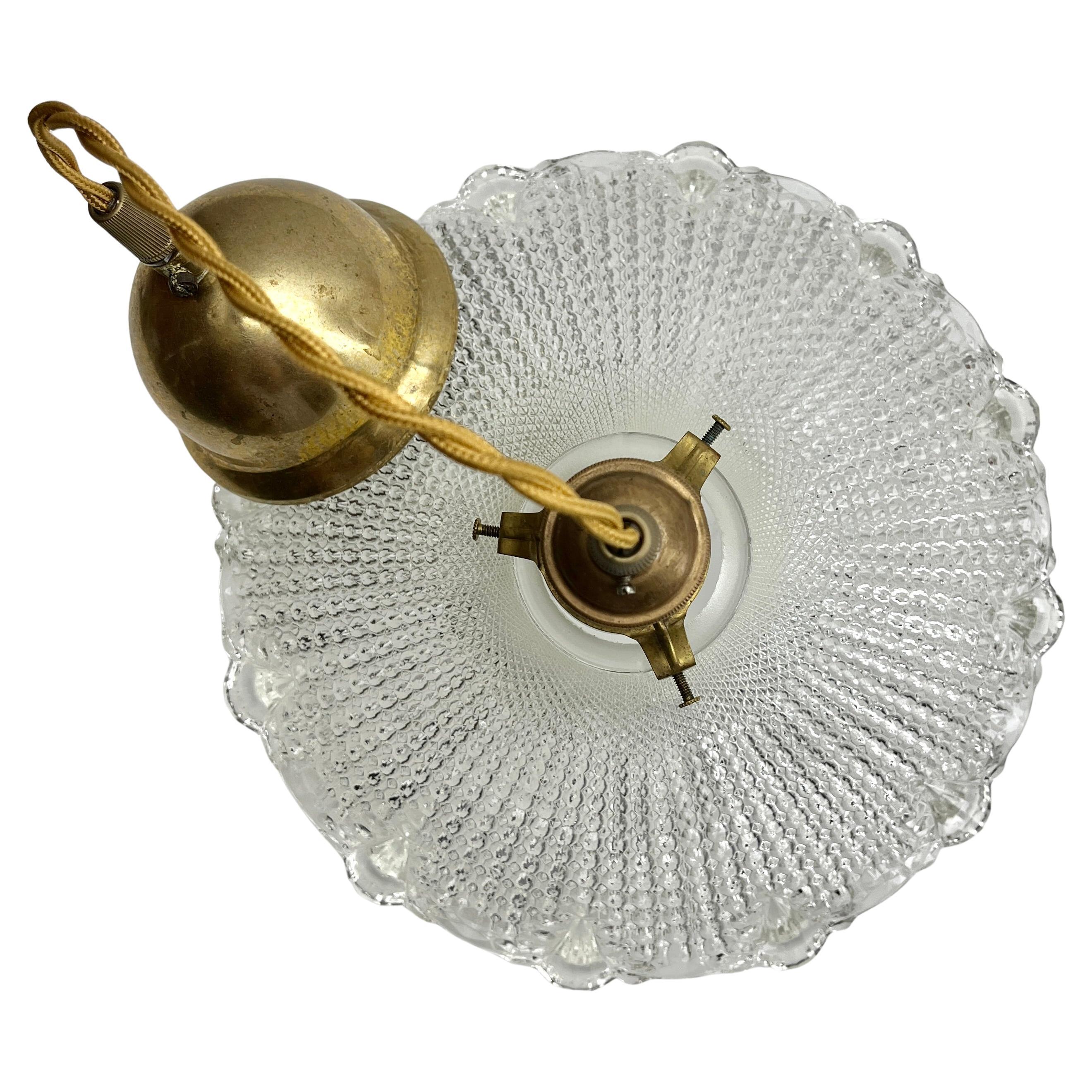 Fatto a mano Lampada da soffitto Art Nouveau, Scailmont Belgio, paralume in vetro, anni '30 in vendita