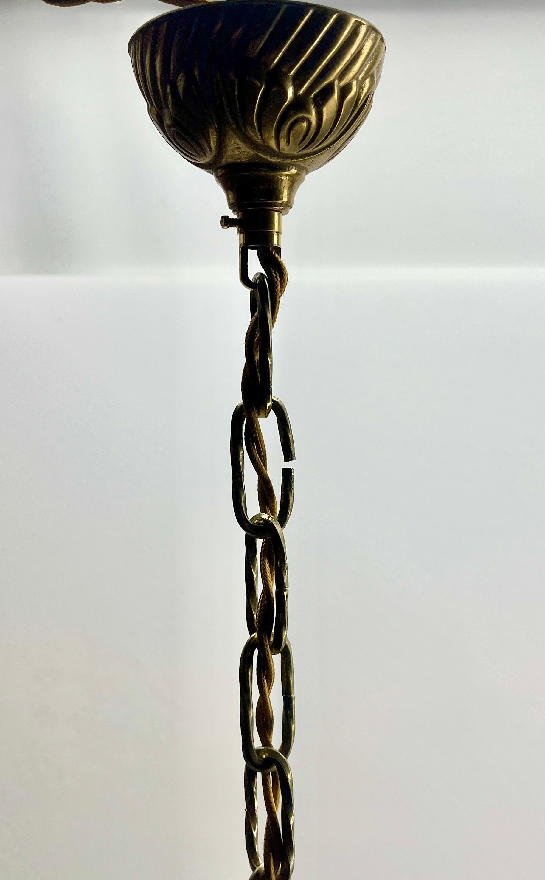 Lampada da soffitto Art Nouveau, Val Saint Lambert Belgio, paralume in cristallo, anni '30 in vendita 5