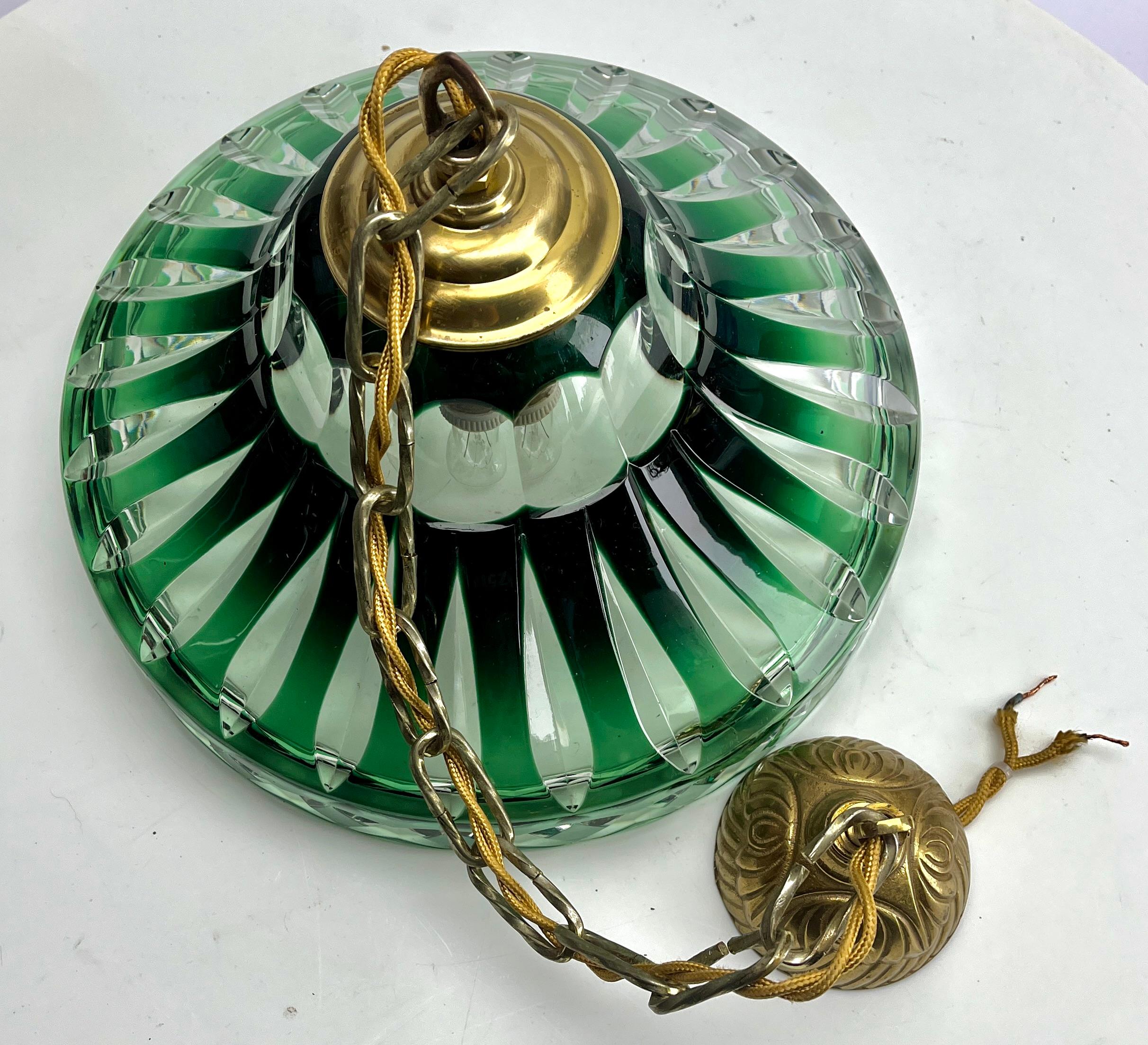 Metà XX secolo Lampada da soffitto Art Nouveau, Val Saint Lambert Belgio, paralume in cristallo, anni '30 in vendita