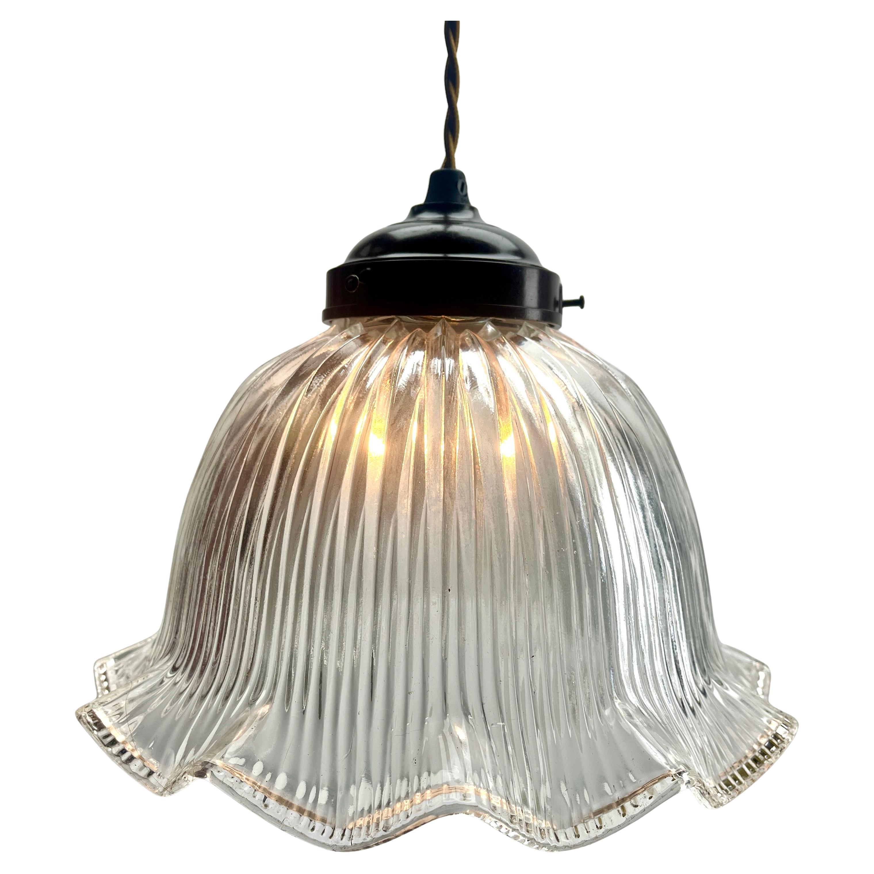 Hand-Crafted Art Nouveau Ceiling Lamps Set of 4 Scailmont Belgium Glass Shades, 1930s For Sale