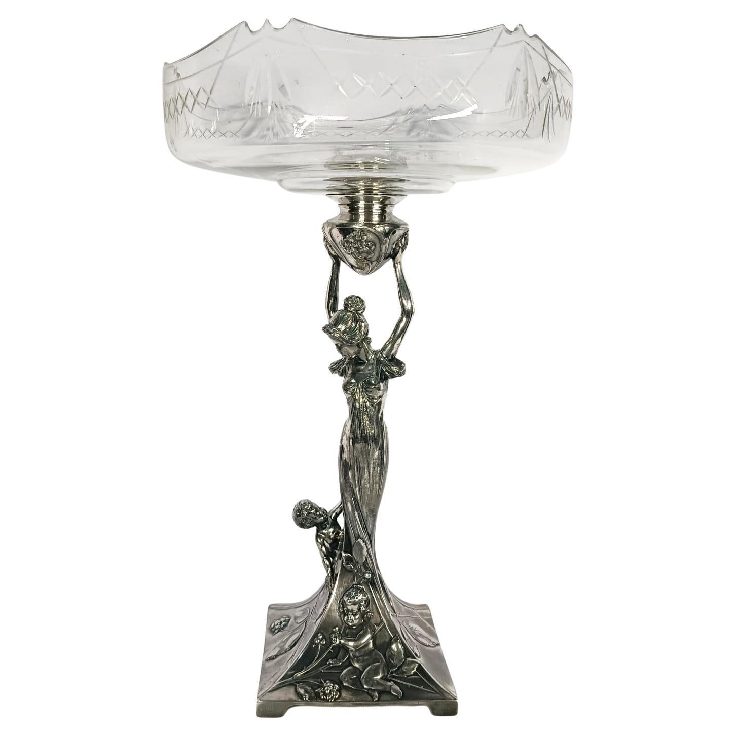 Centre de table Art Nouveau en métal argenté et verre par WMF en vente