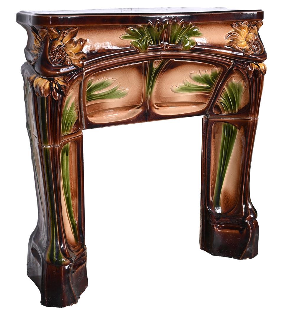 Art Nouveau Ceramic Fireplace with Sunflowers – MANUFACTURE DE VITRY-LE-FRANÇOIS Fines del siglo XIX en venta