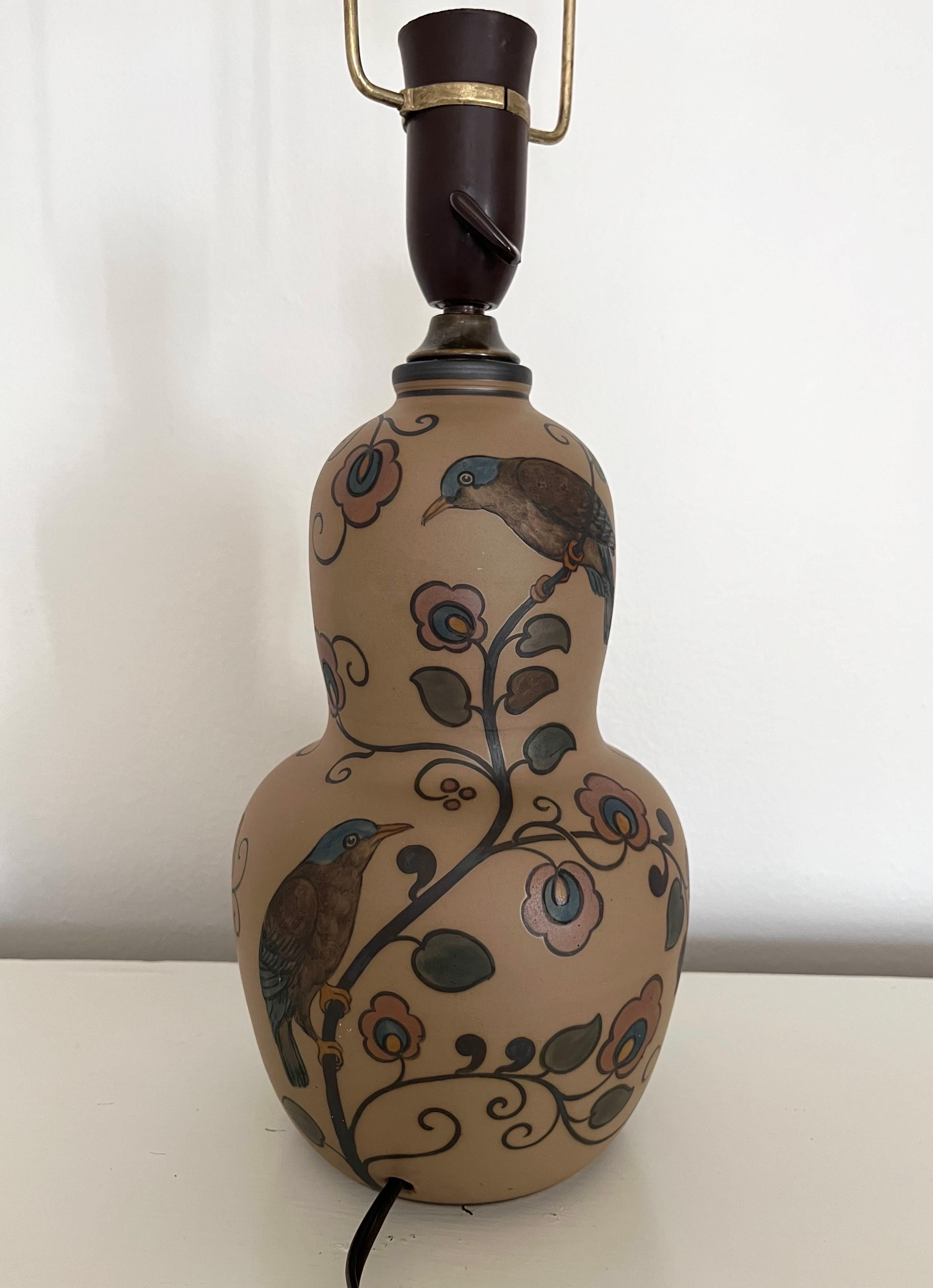 Lampe de table en céramique Art Nouveau décorée à la main par L. Hjorth, Danemark, années 1930 en vente 2