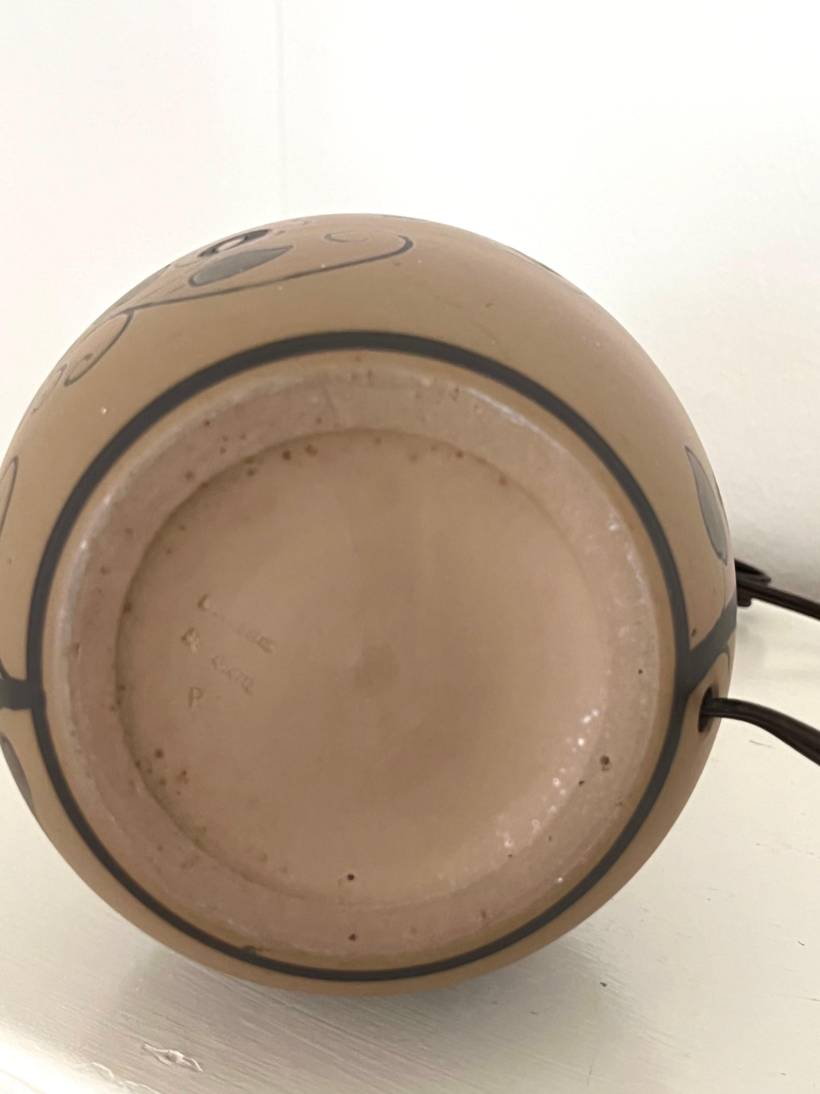 Lampe de table en céramique Art Nouveau décorée à la main par L. Hjorth, Danemark, années 1930 en vente 11